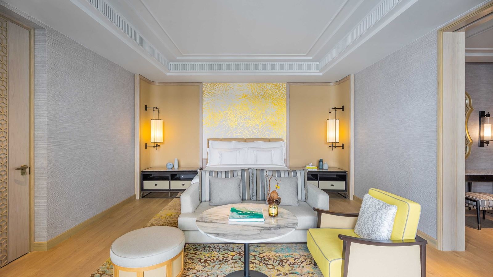 rooms-1-bedroom-villa-club-lounge-access