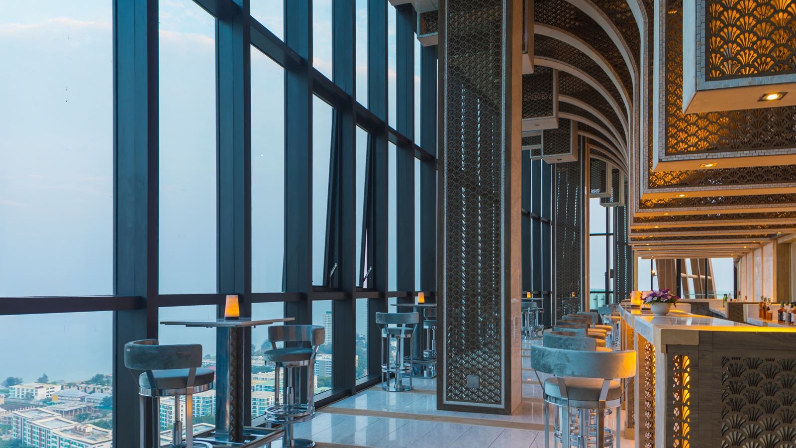 restaurants-vana-nava-sky-bar