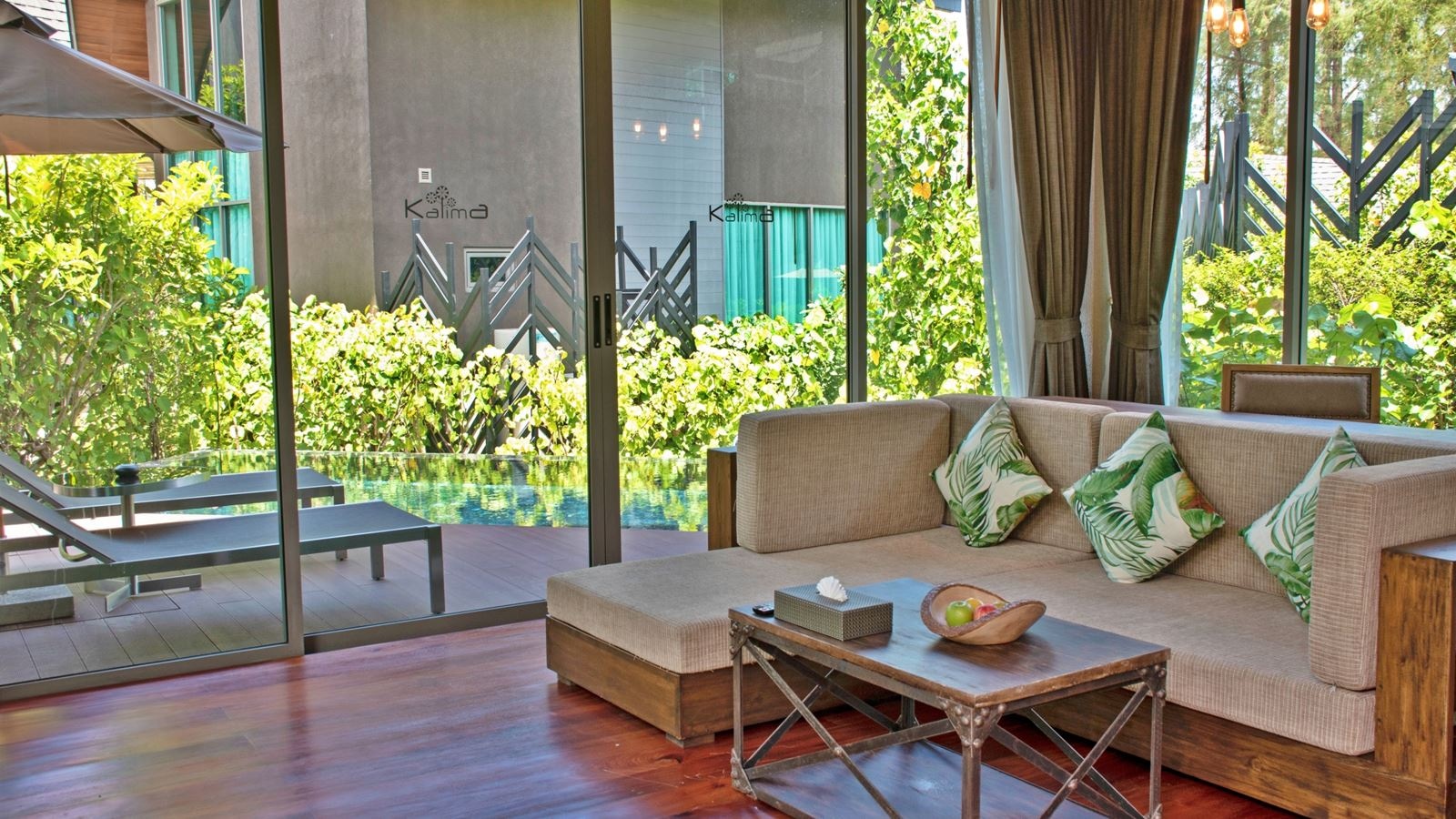 rooms-one-bedroom-private-pool-villa