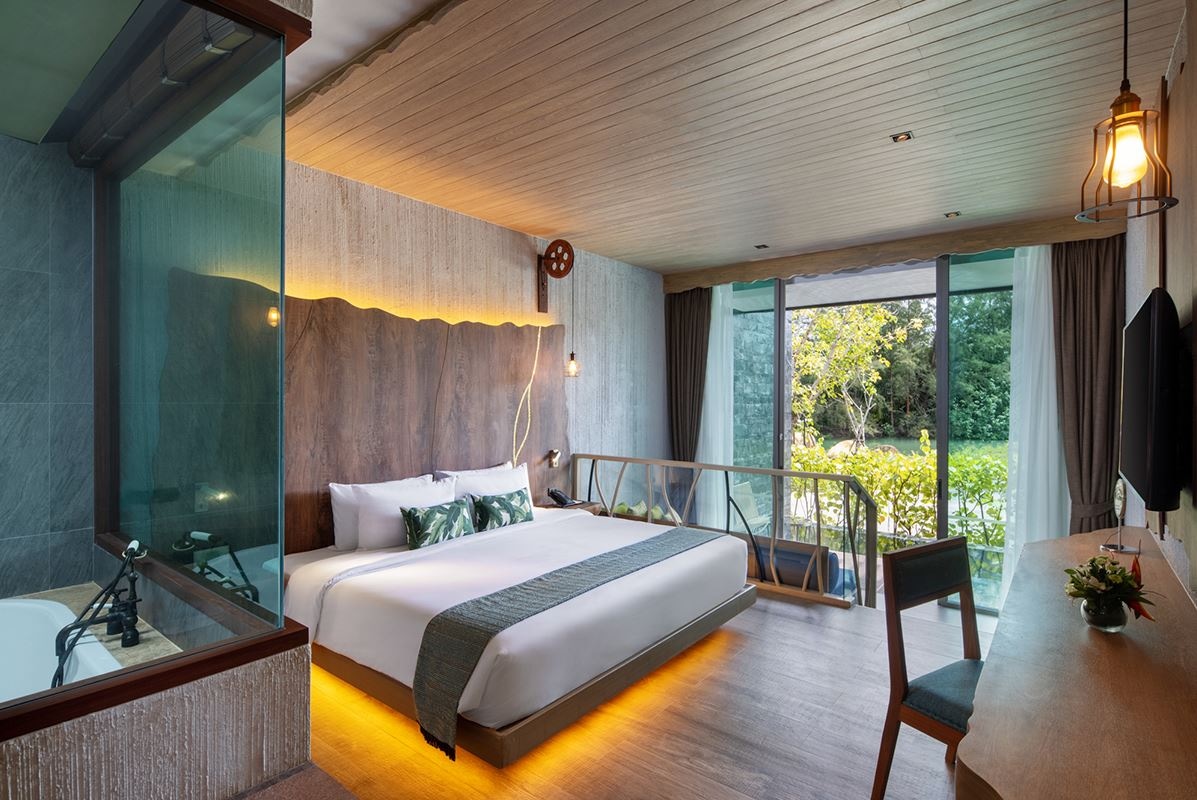 rooms-deluxe-pool-access