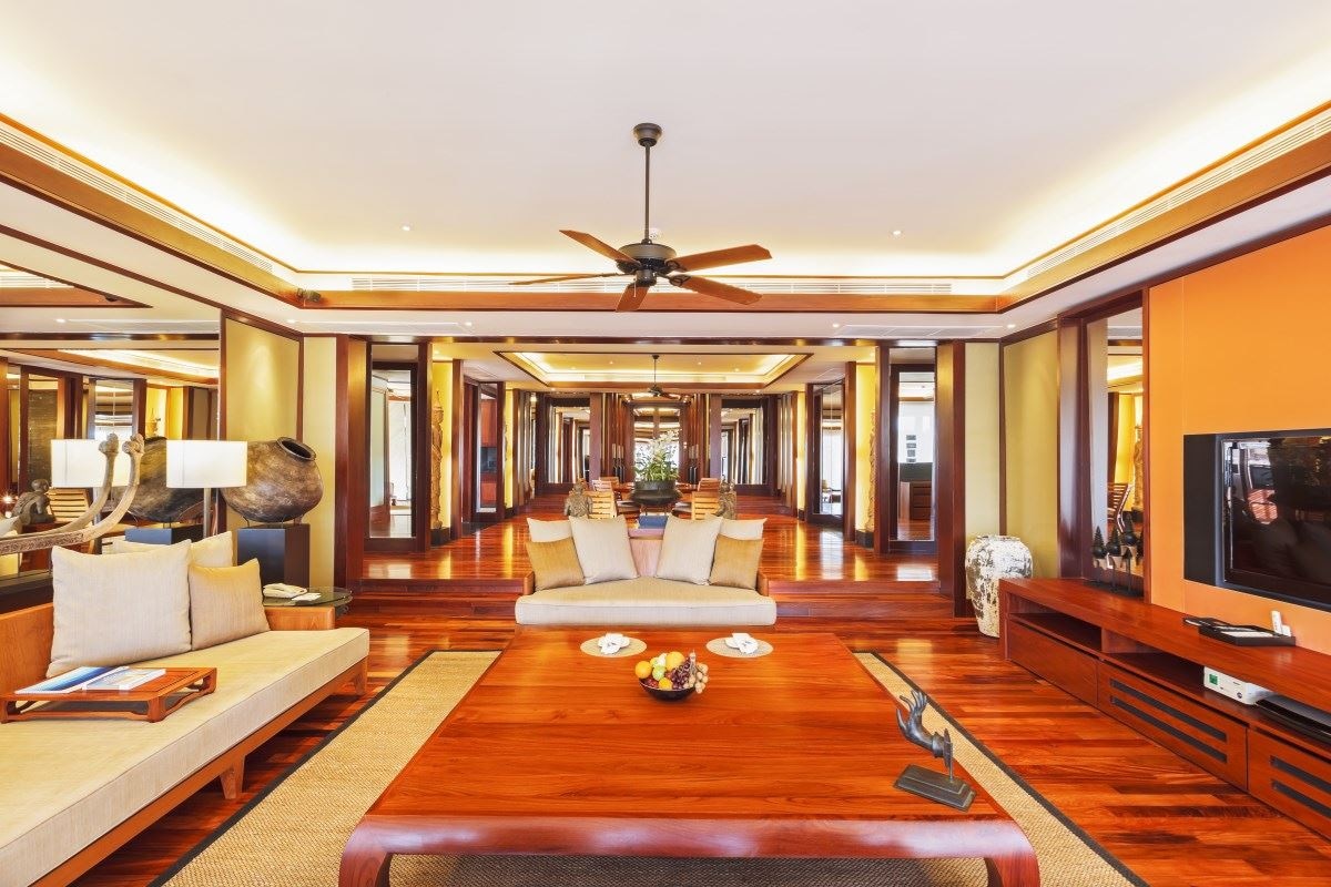 rooms-4-bedroom-pool-suite