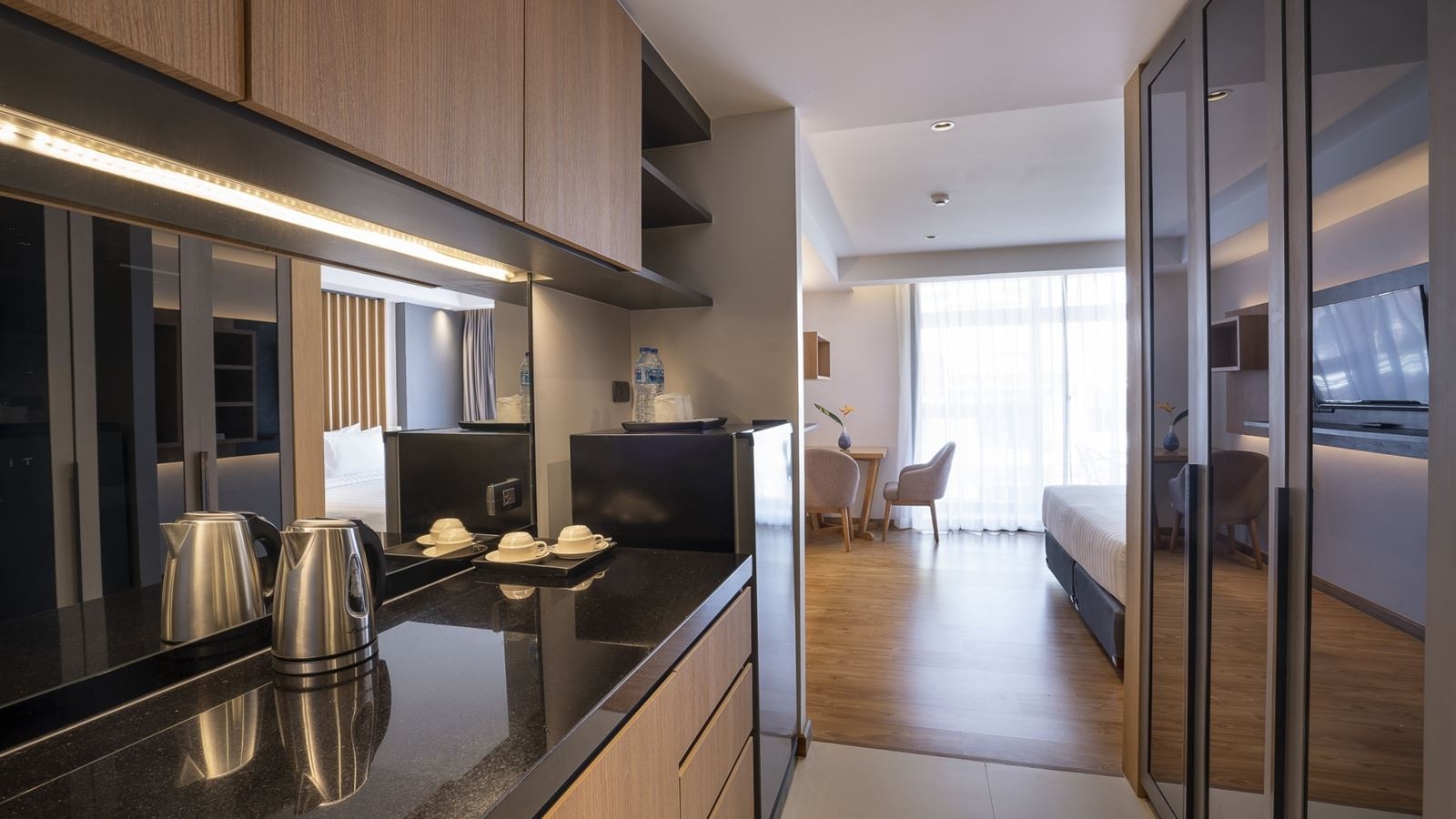 rooms-suprior-city-view