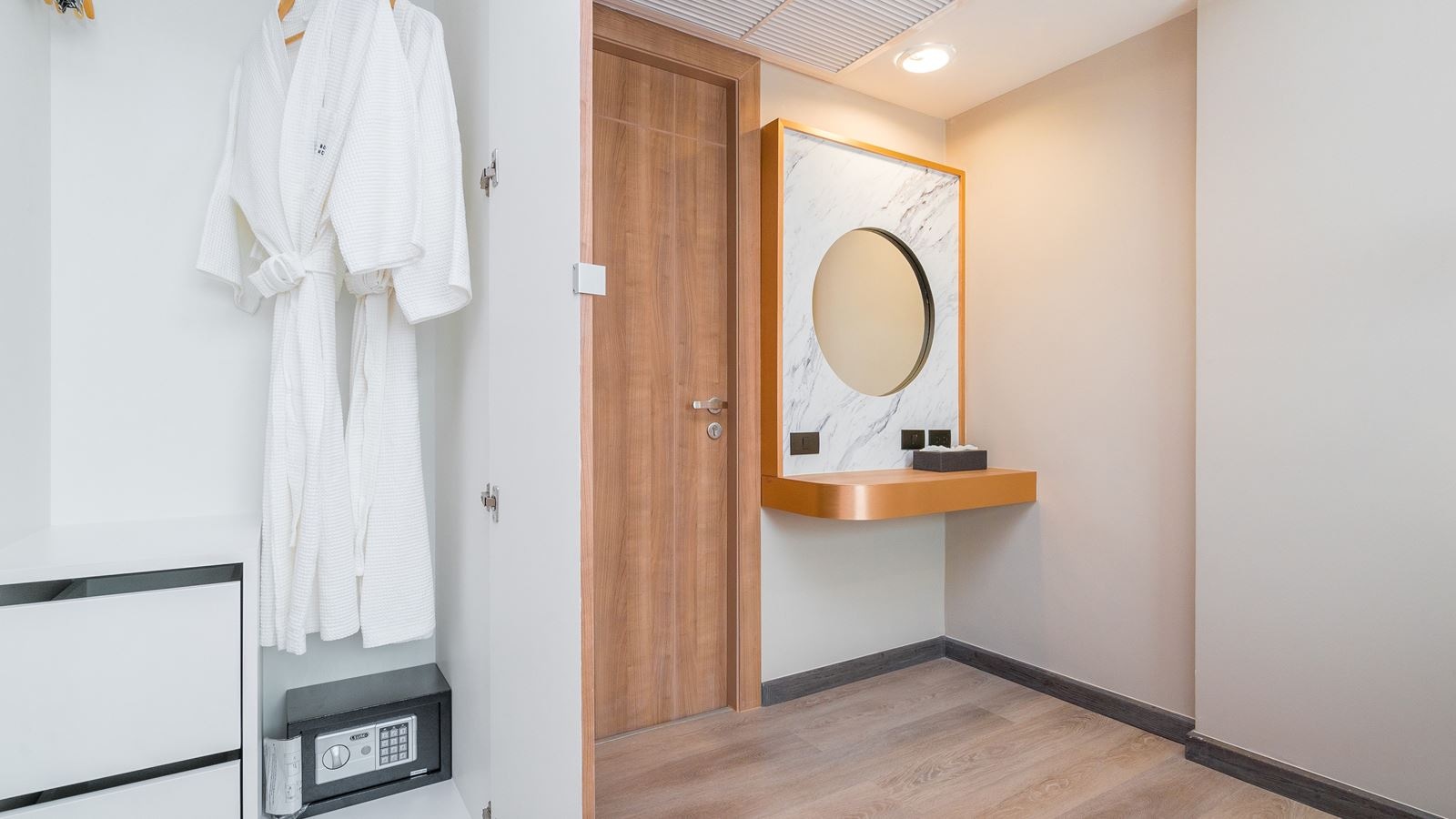 rooms-twobedroom-suite