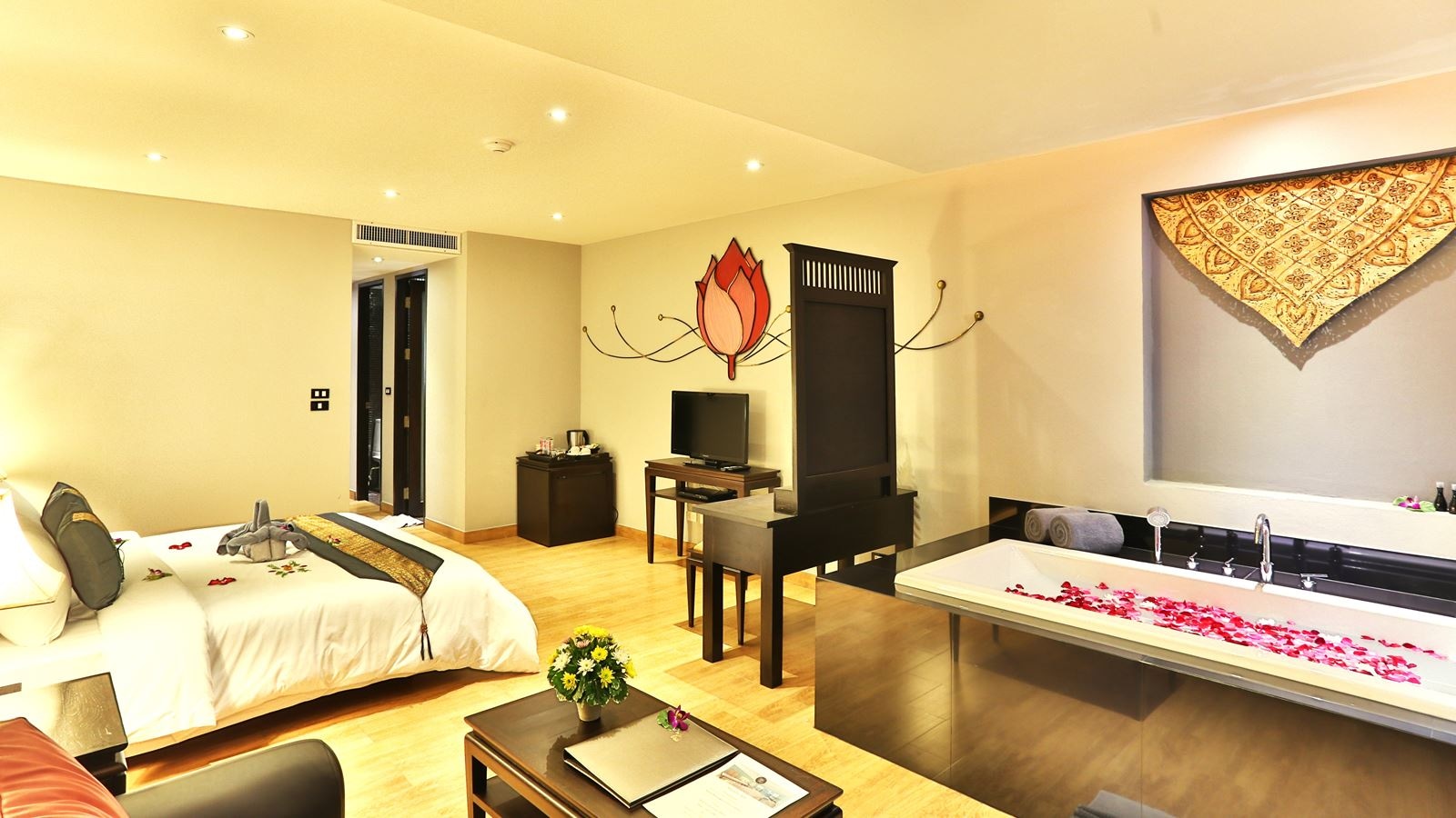 rooms-deluxe-with-pool-access-ocean-view