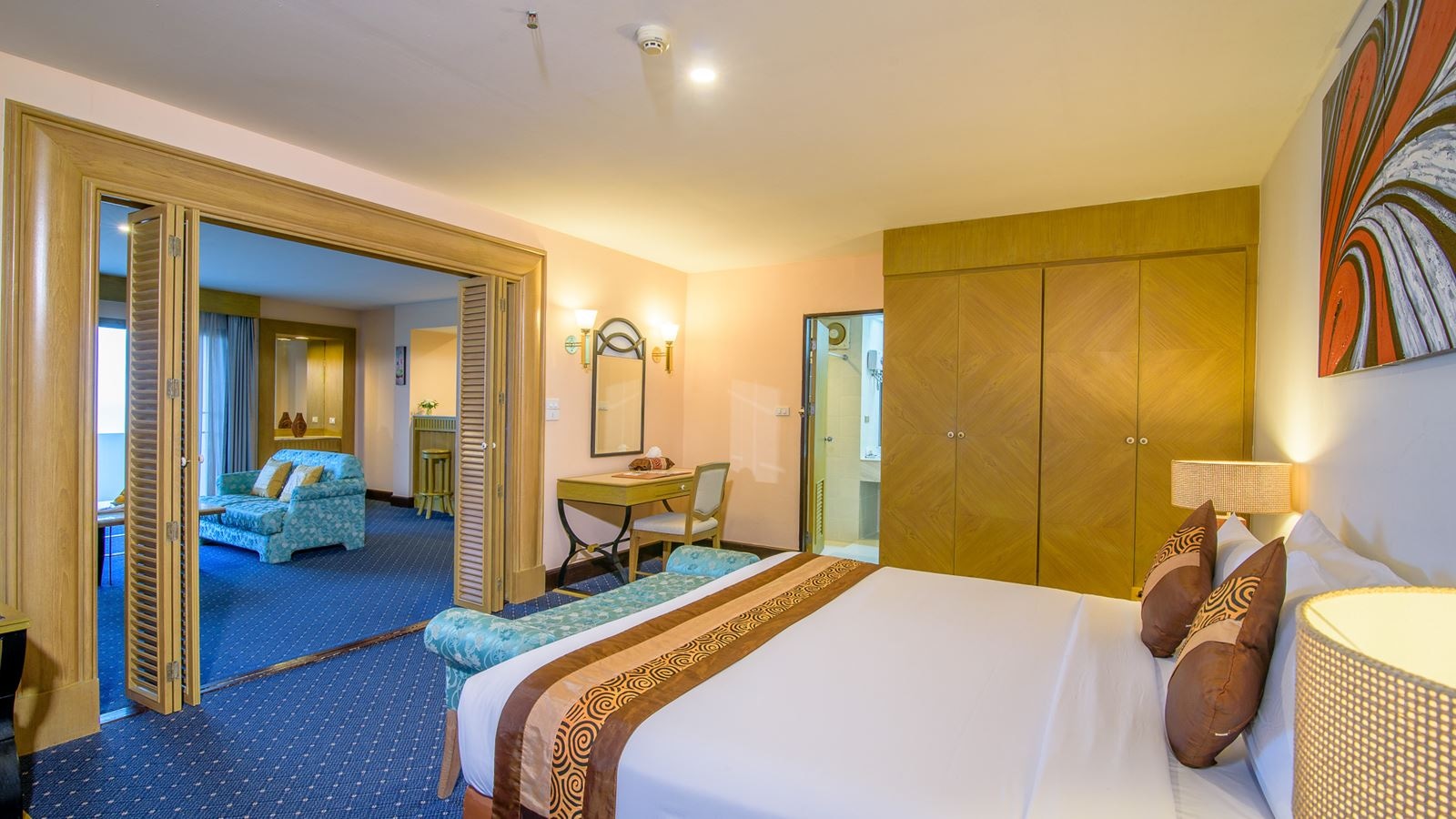 rooms-executive-ocean-view-suite