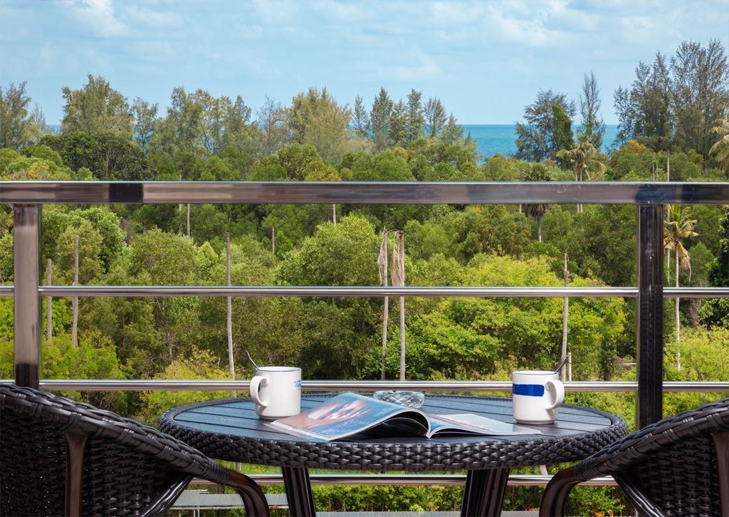 rooms-two-bedrooms-palm-suite