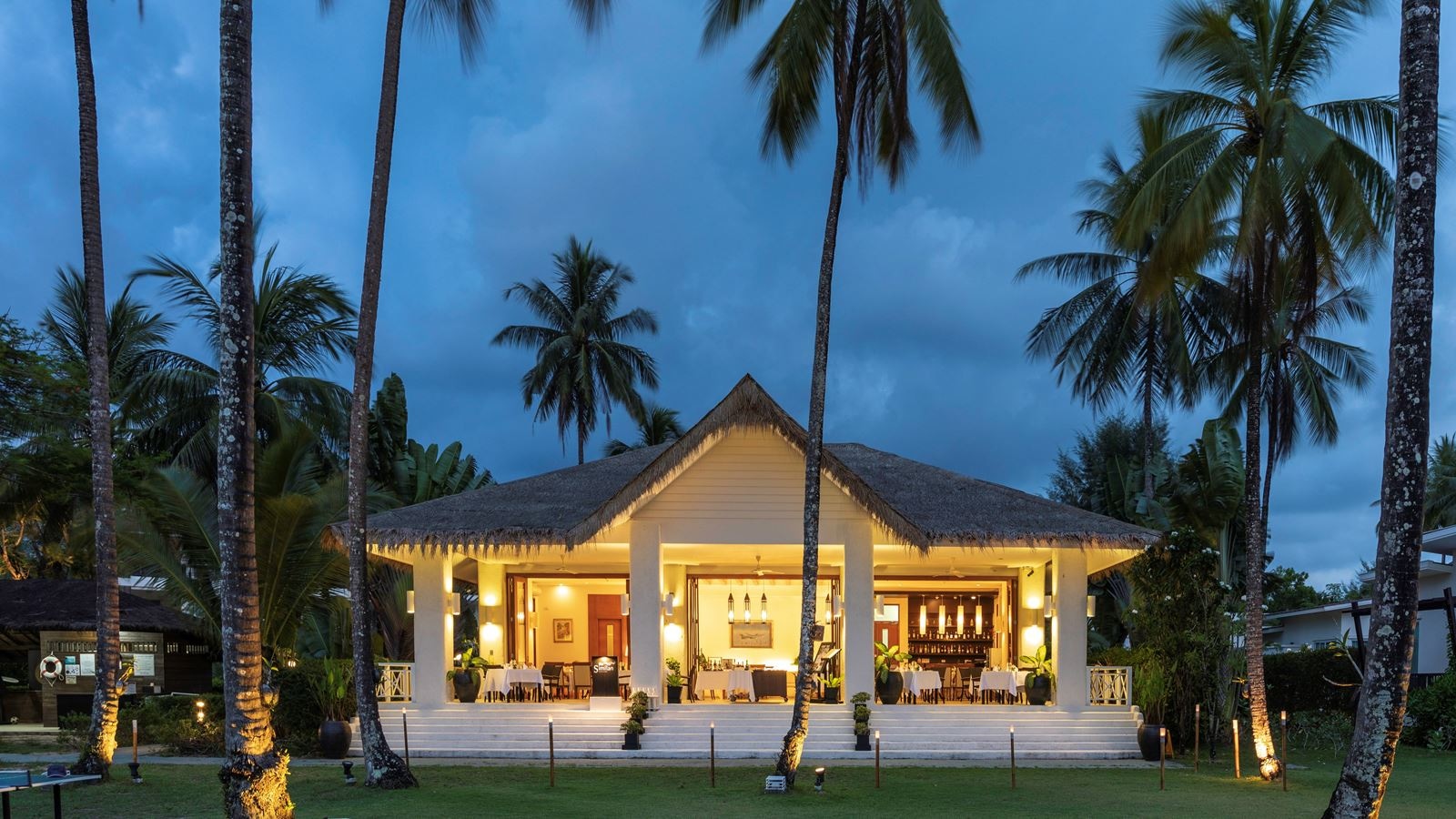 restaurants-the-similan-restaurant