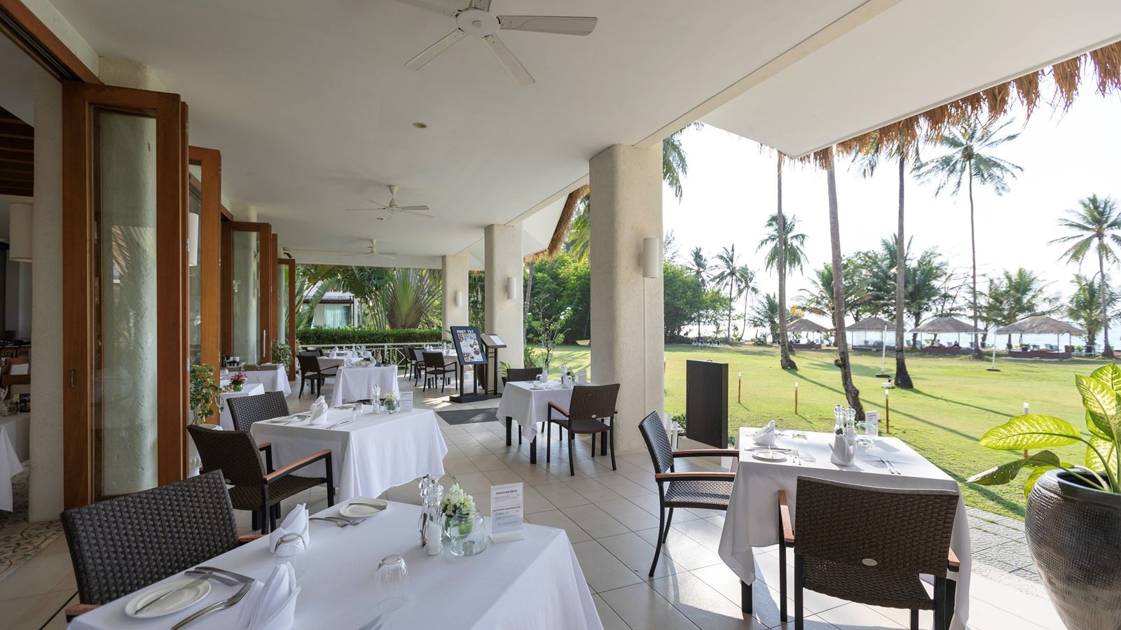 restaurants-the-similan-restaurant