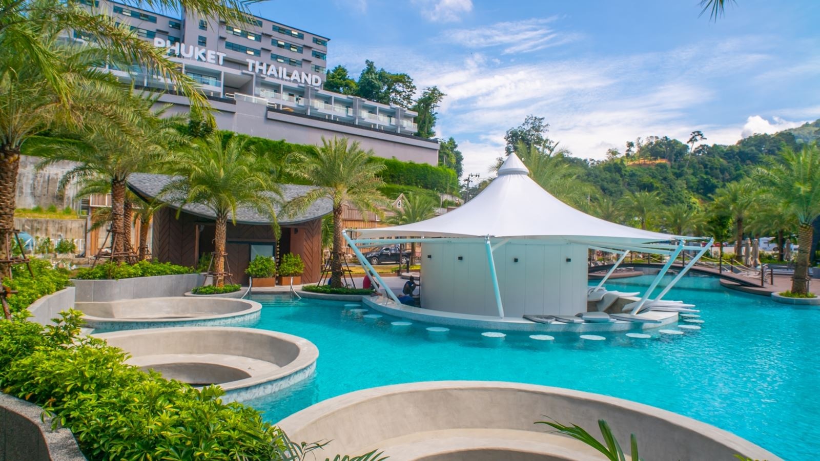 bars-white-lagoon-pool-club