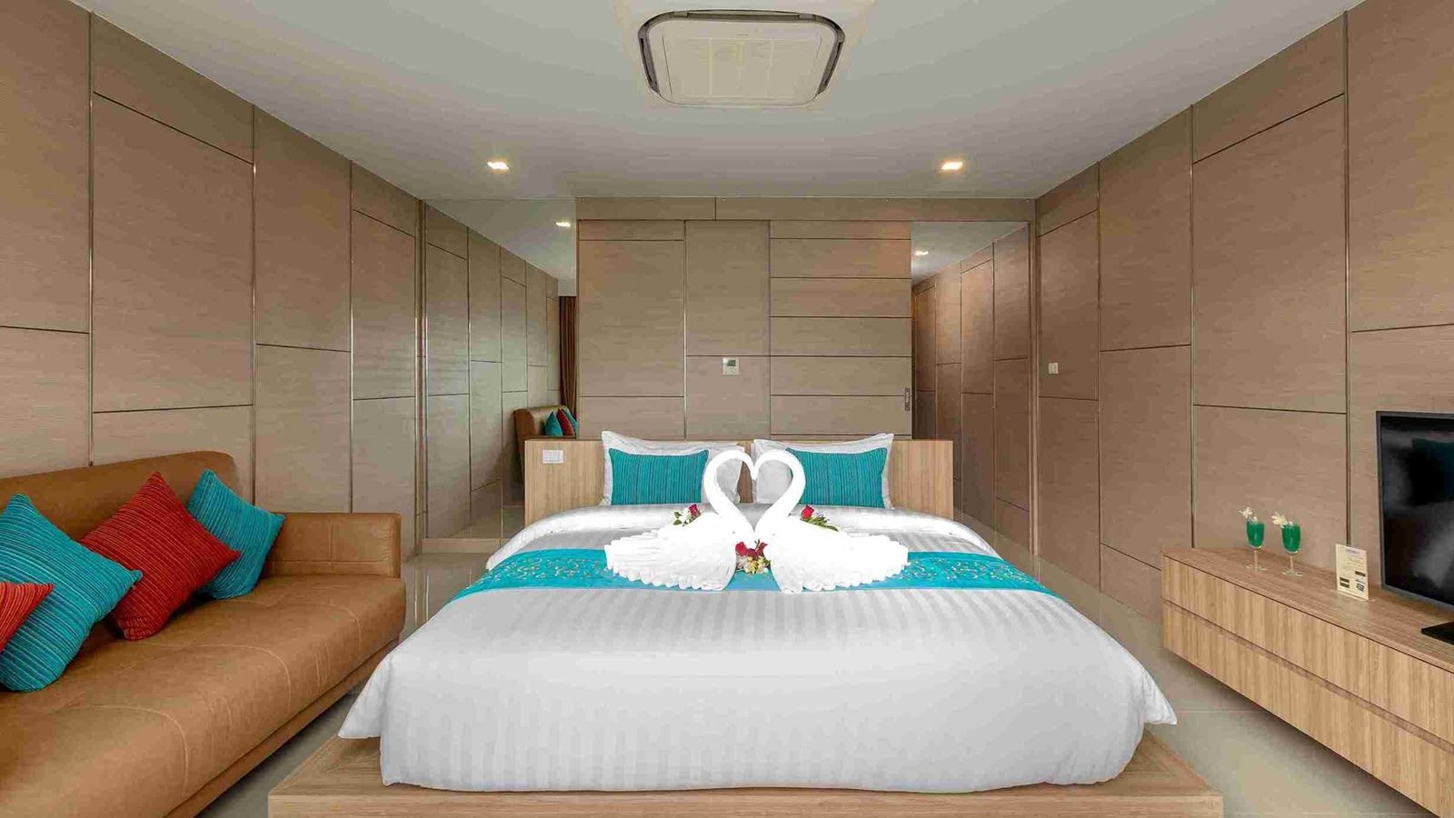 rooms-premier-suite-jacuzzi-seaview