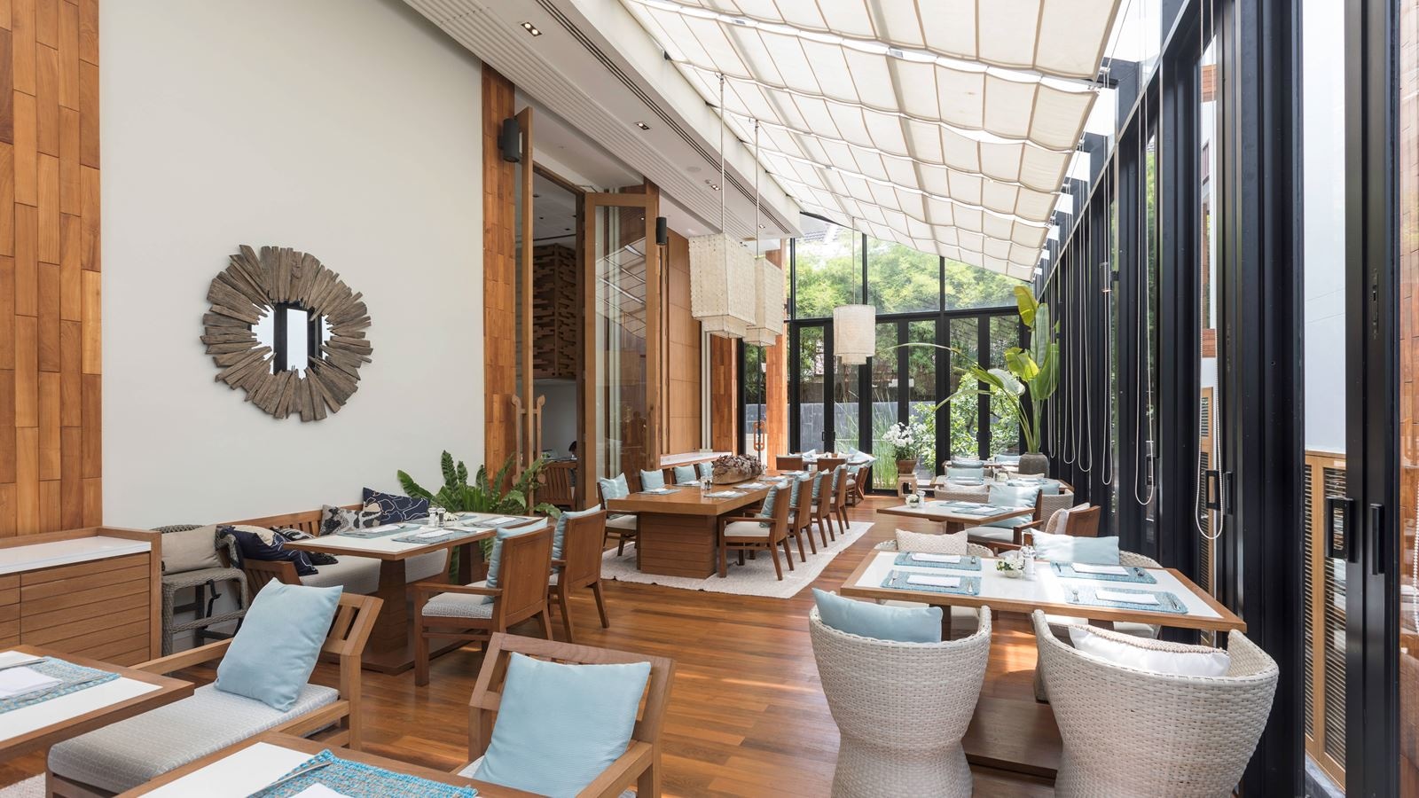 restaurants-rocks-restaurant