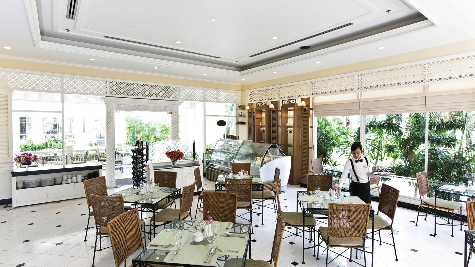 restaurants-the-no43-italian-bistro