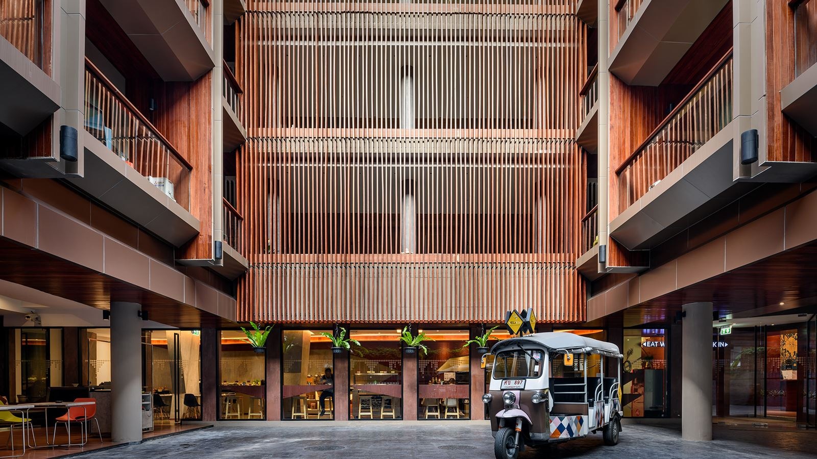 general-main-building