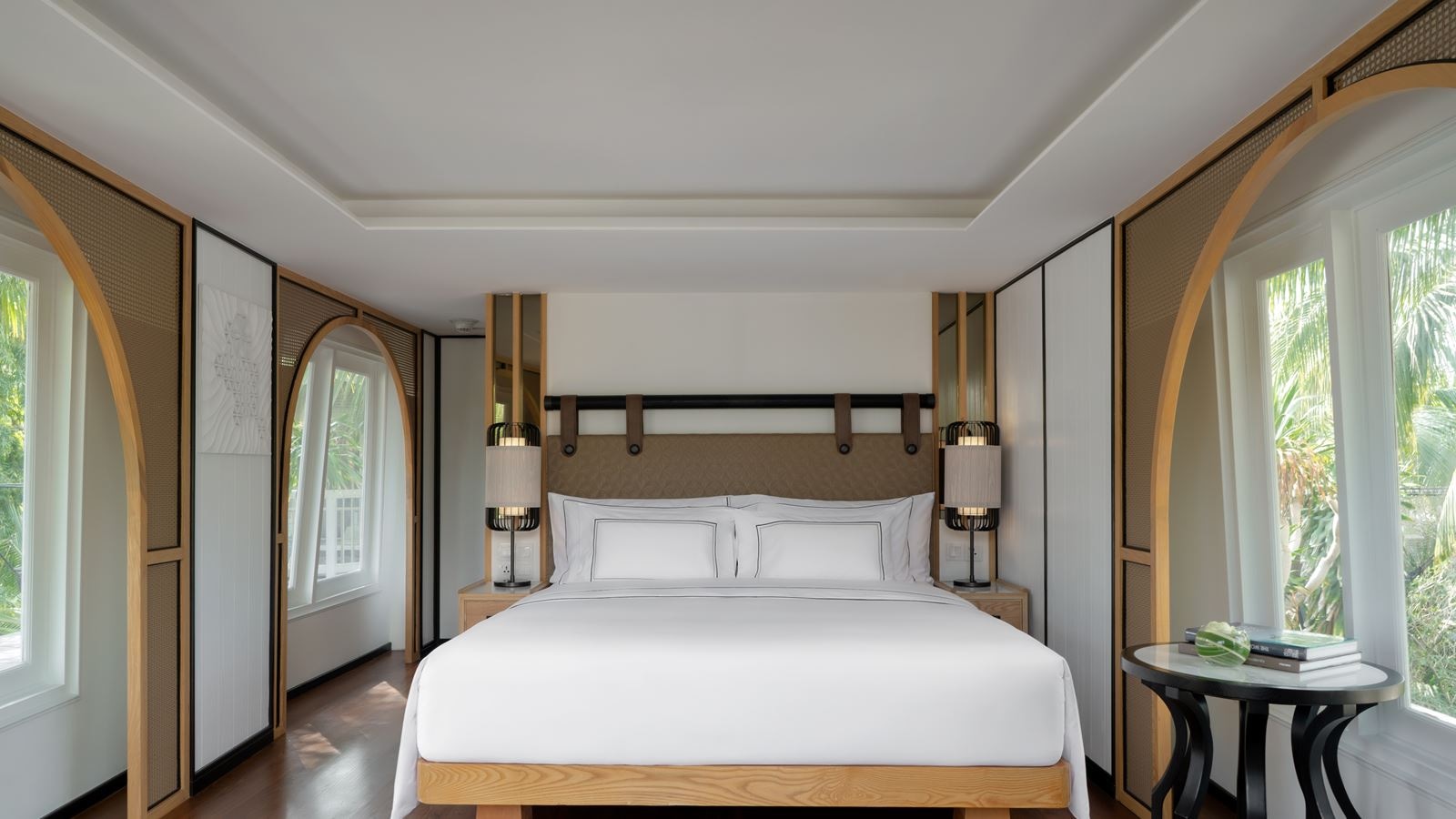 rooms-the-level-boat-suite-sea-view