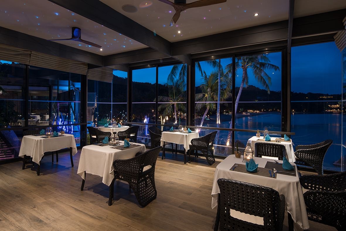 restaurants-stone-beach-restaurant