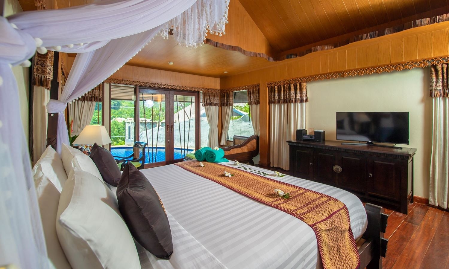 rooms-junior-pool-villa