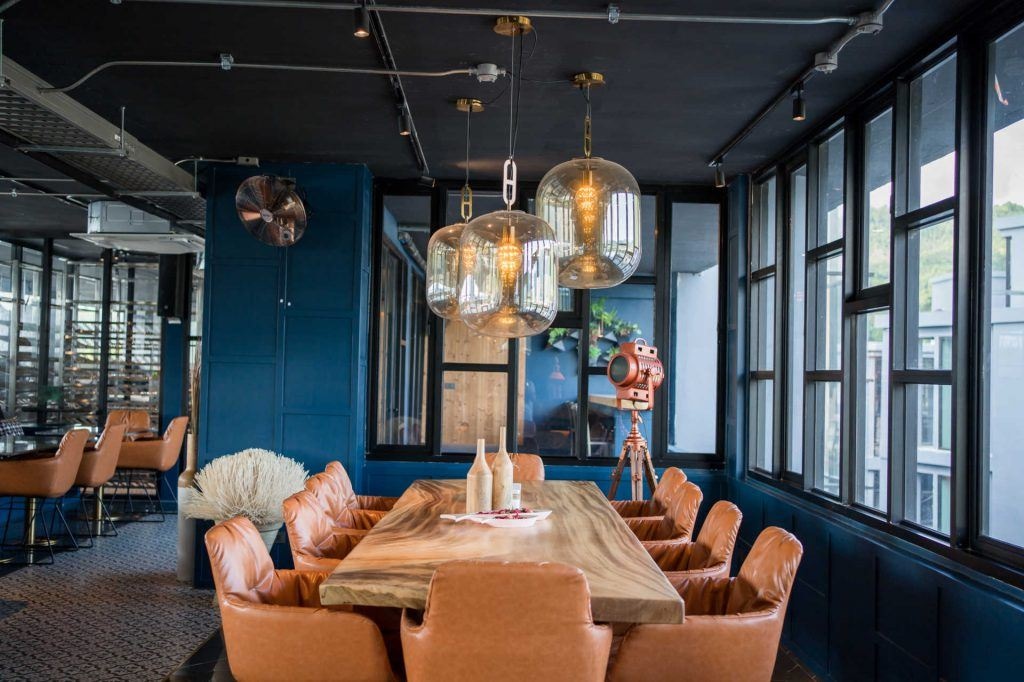 restaurants-the-gate-bar--bistro