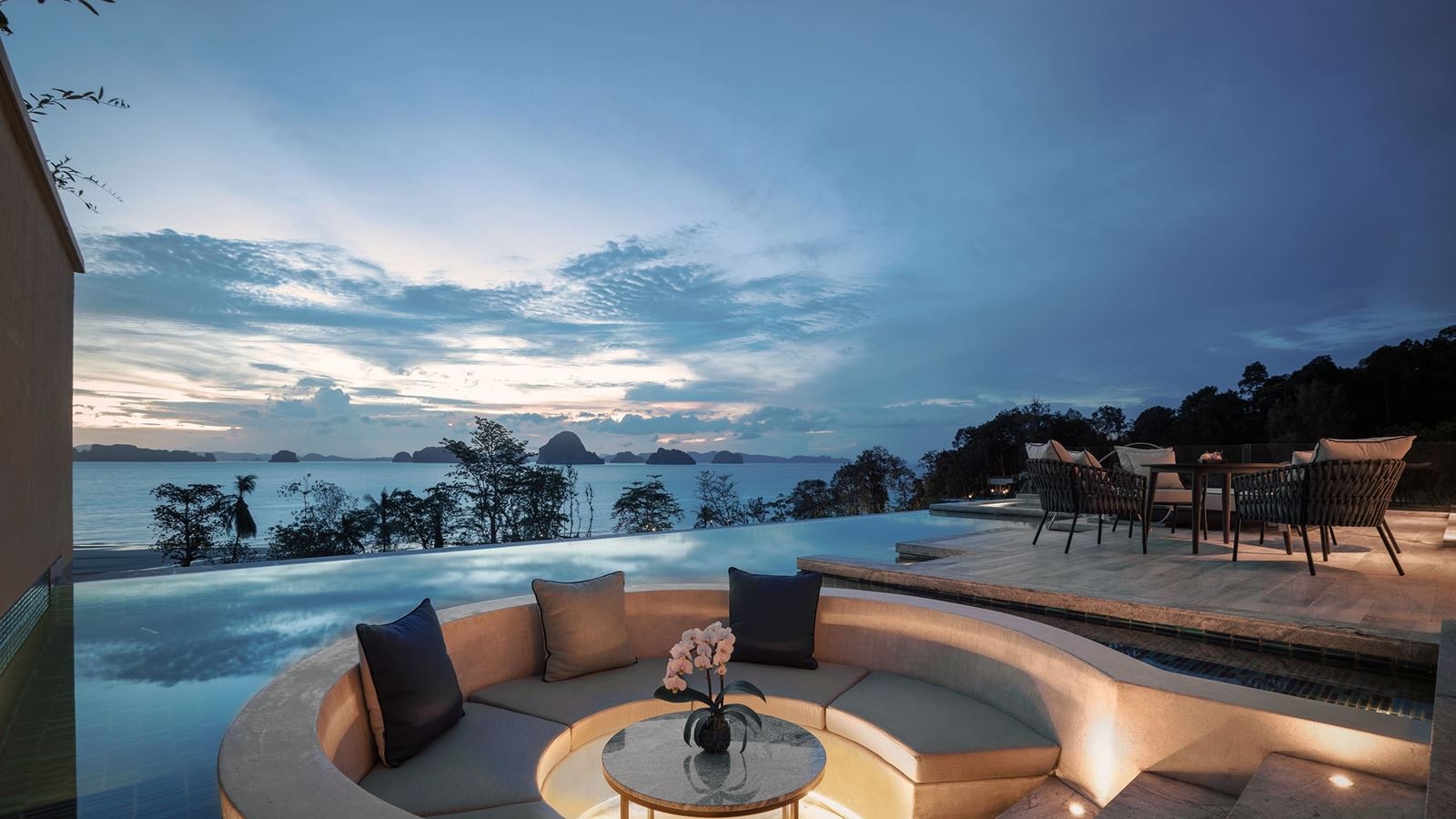 rooms-two-bedroom-ocean-pool-suite