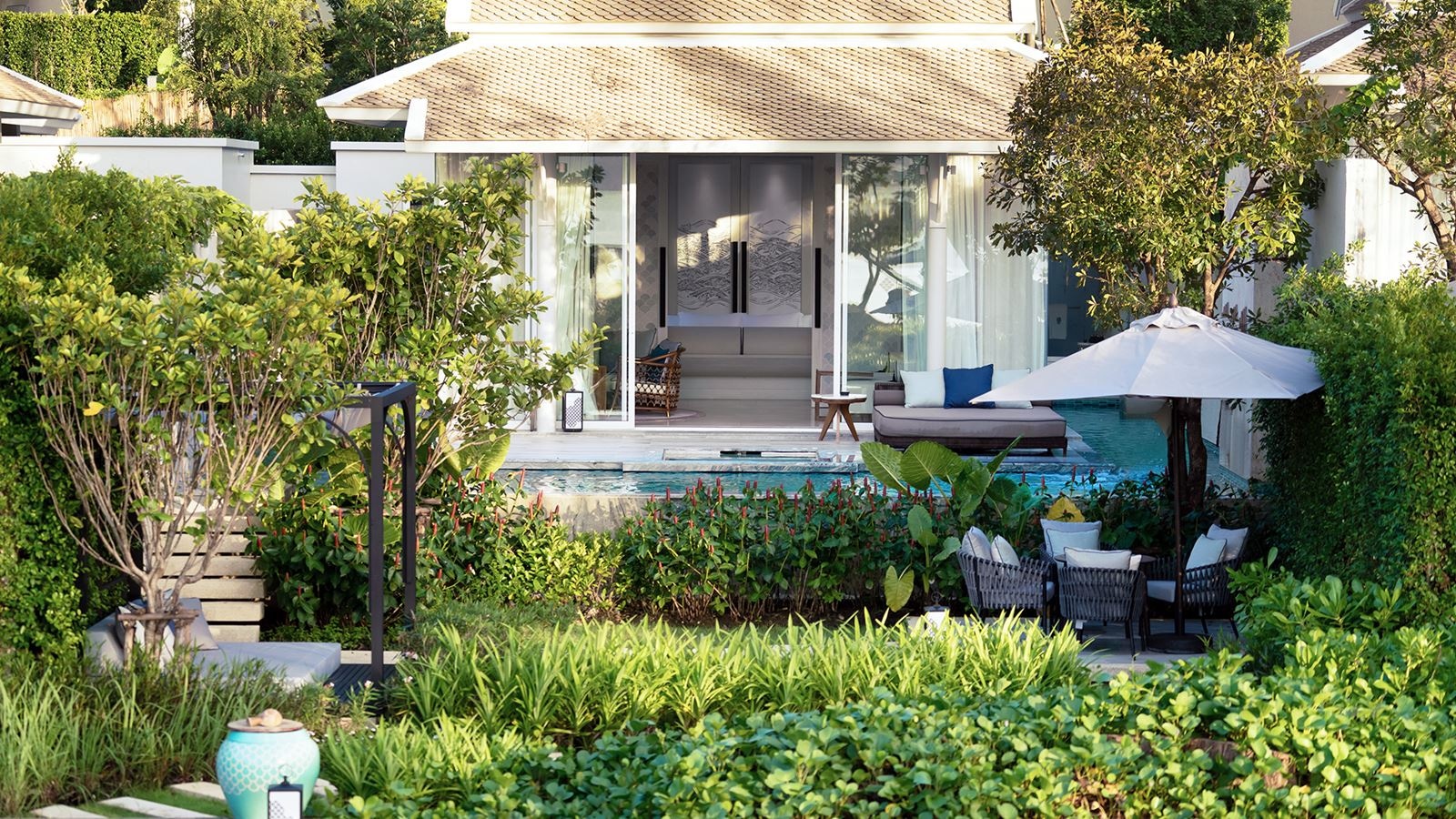 rooms-beachfront-pool-villa