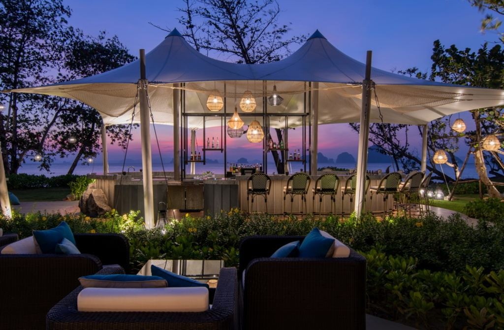 restaurants-kredkaew-bar