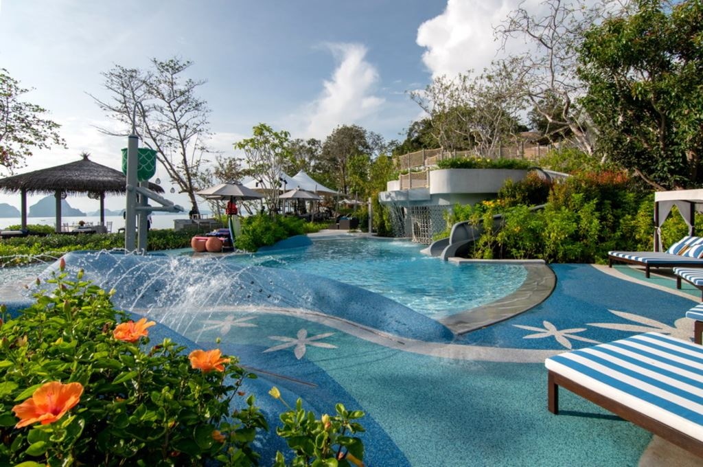 pools-outdoor-childrens-pool