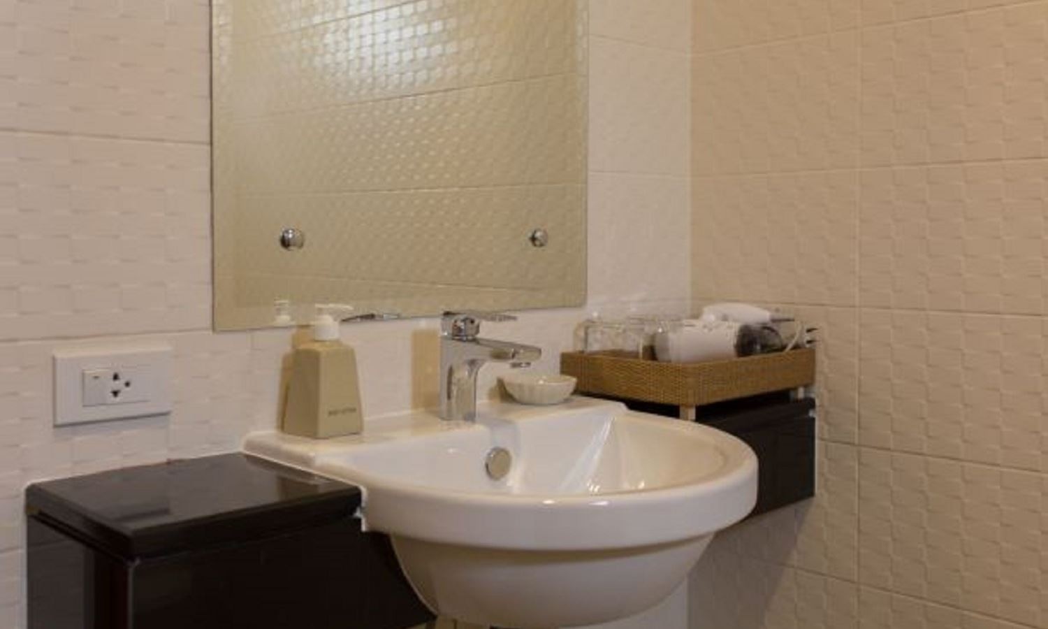 rooms-3-bedroom-pool-villa