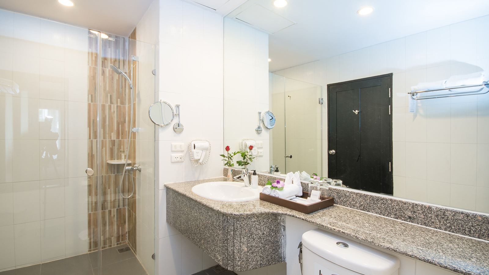 rooms-deluxe-child-sharing-bed