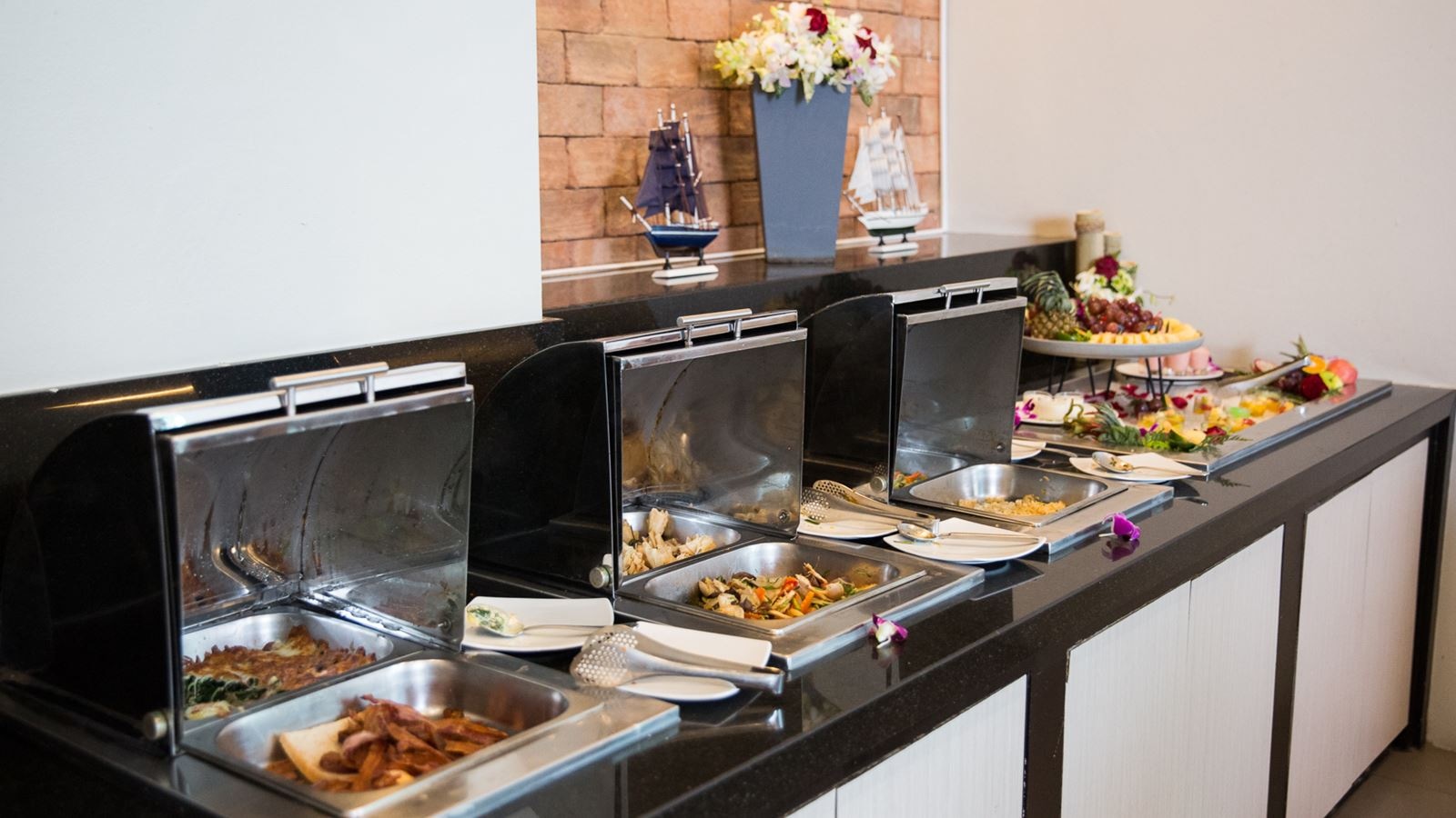 restaurants-baby-palm-restaurant