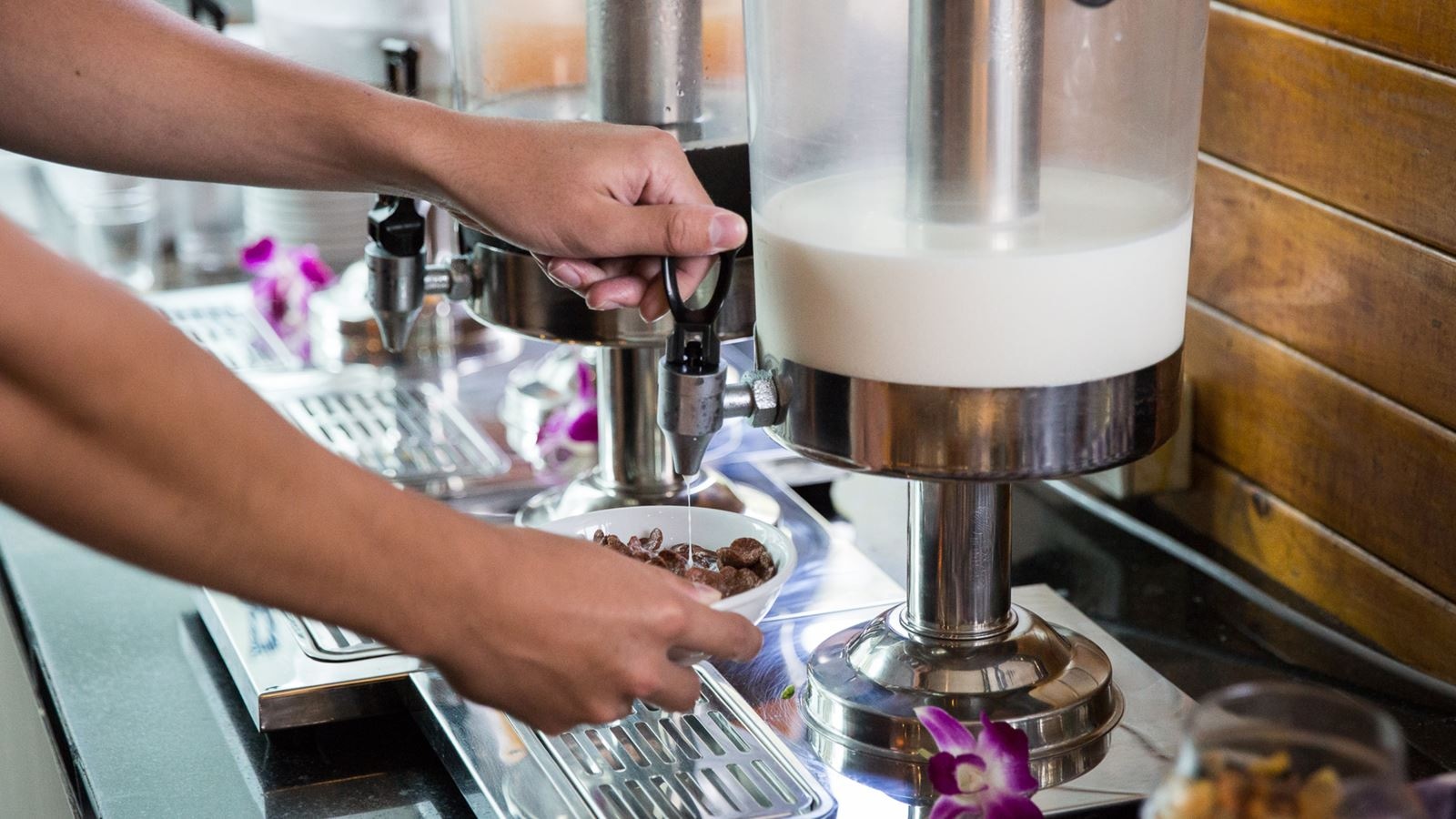 restaurants-baby-palm-restaurant