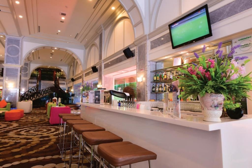 general-main-building