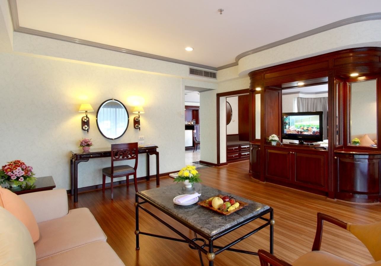 rooms-executive-room