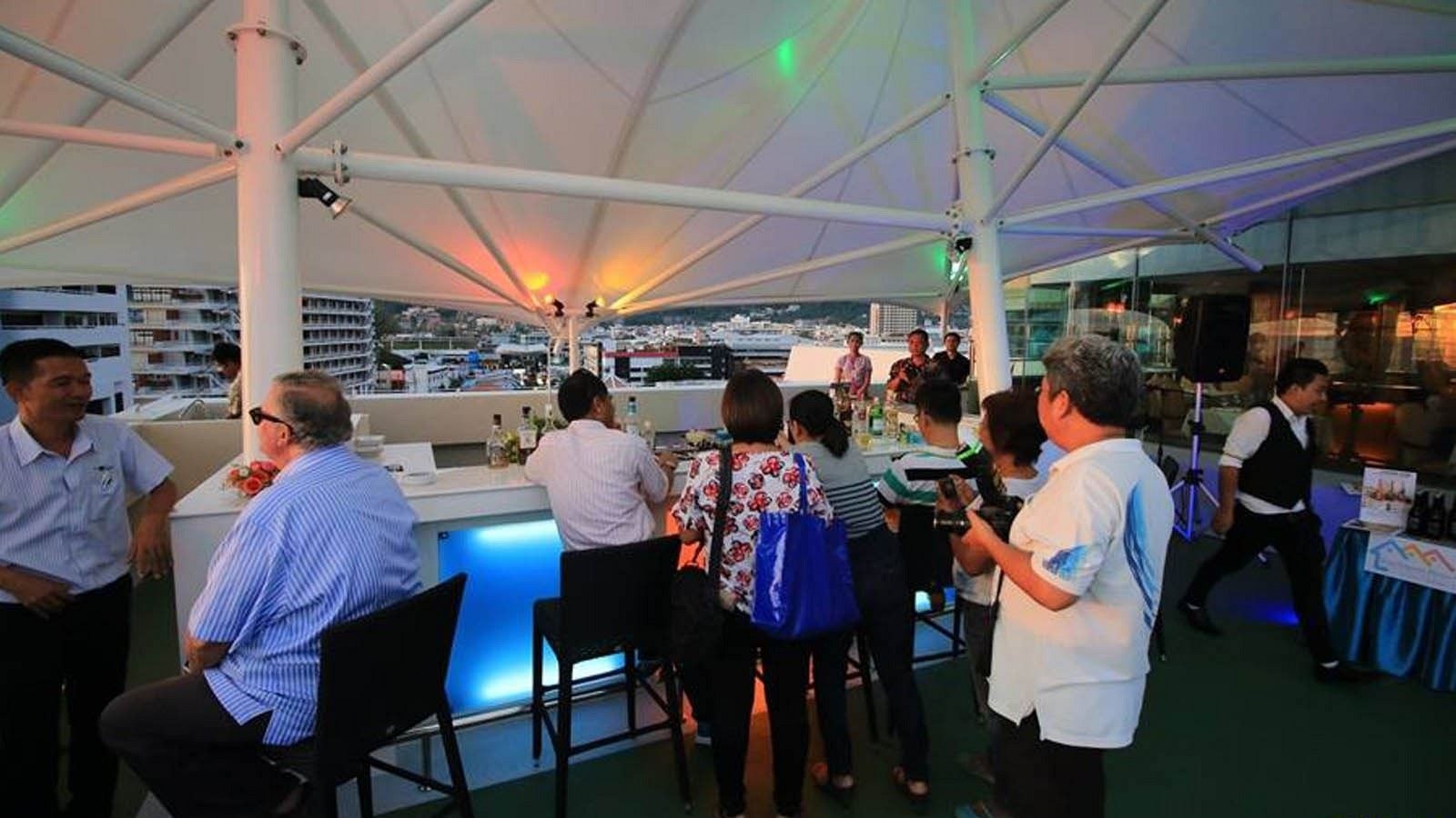 bars-alfresco-sky-bar