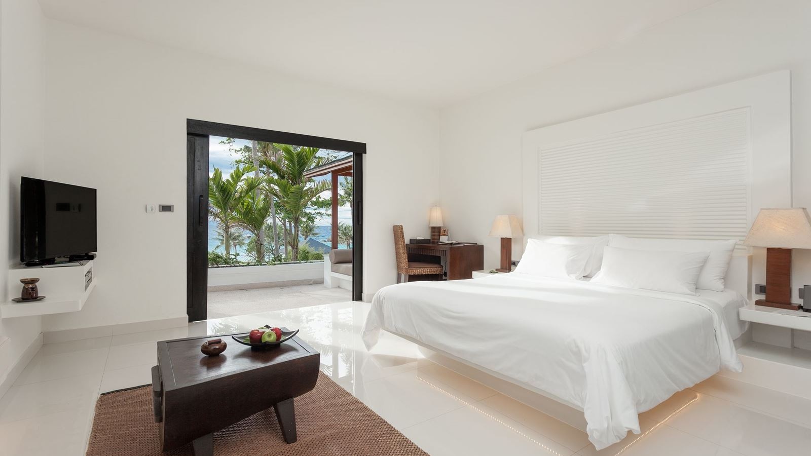 rooms-junior-pool-suite