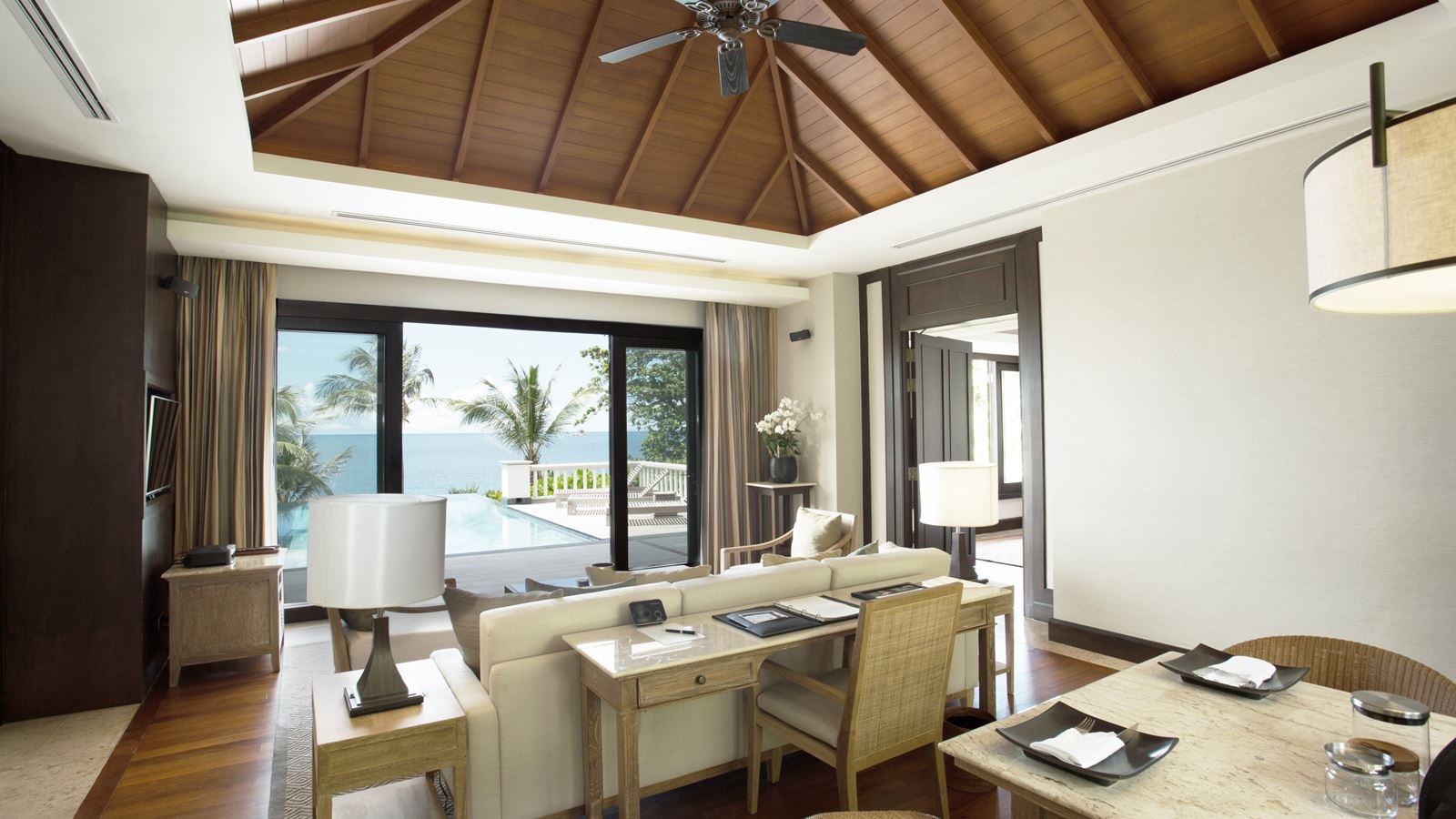 rooms-2-bedroom-ocean-front-pool-villa