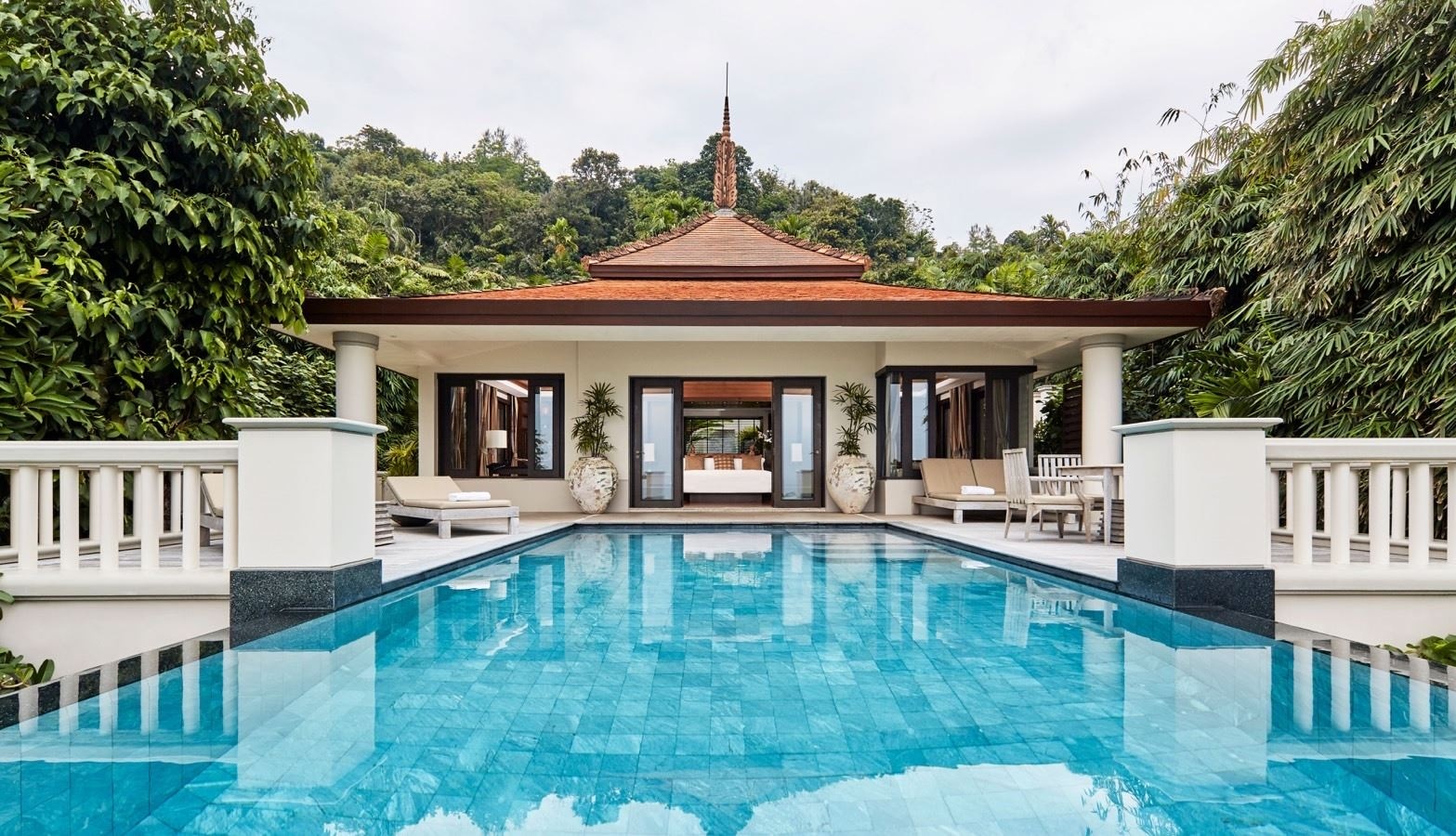 rooms-ocean-front-pool-villa