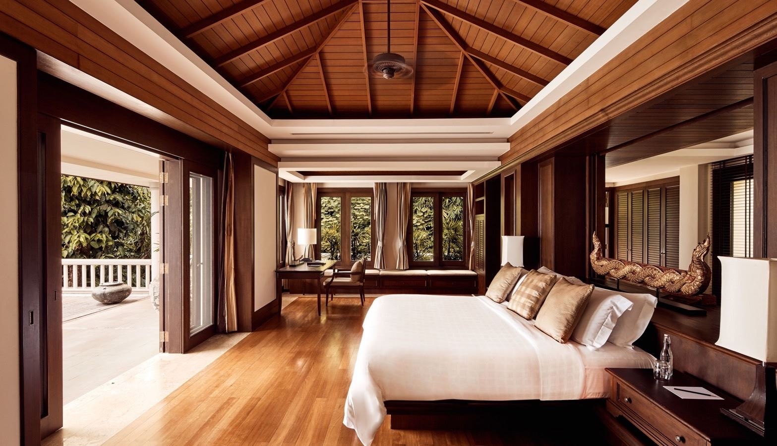 rooms-ocean-view-pool-villa