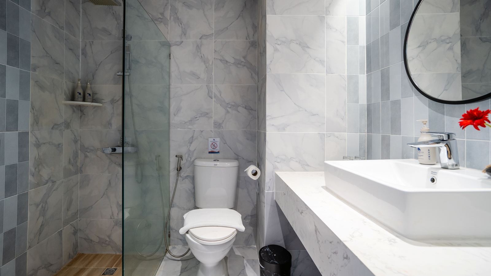 rooms-superior-pool-view