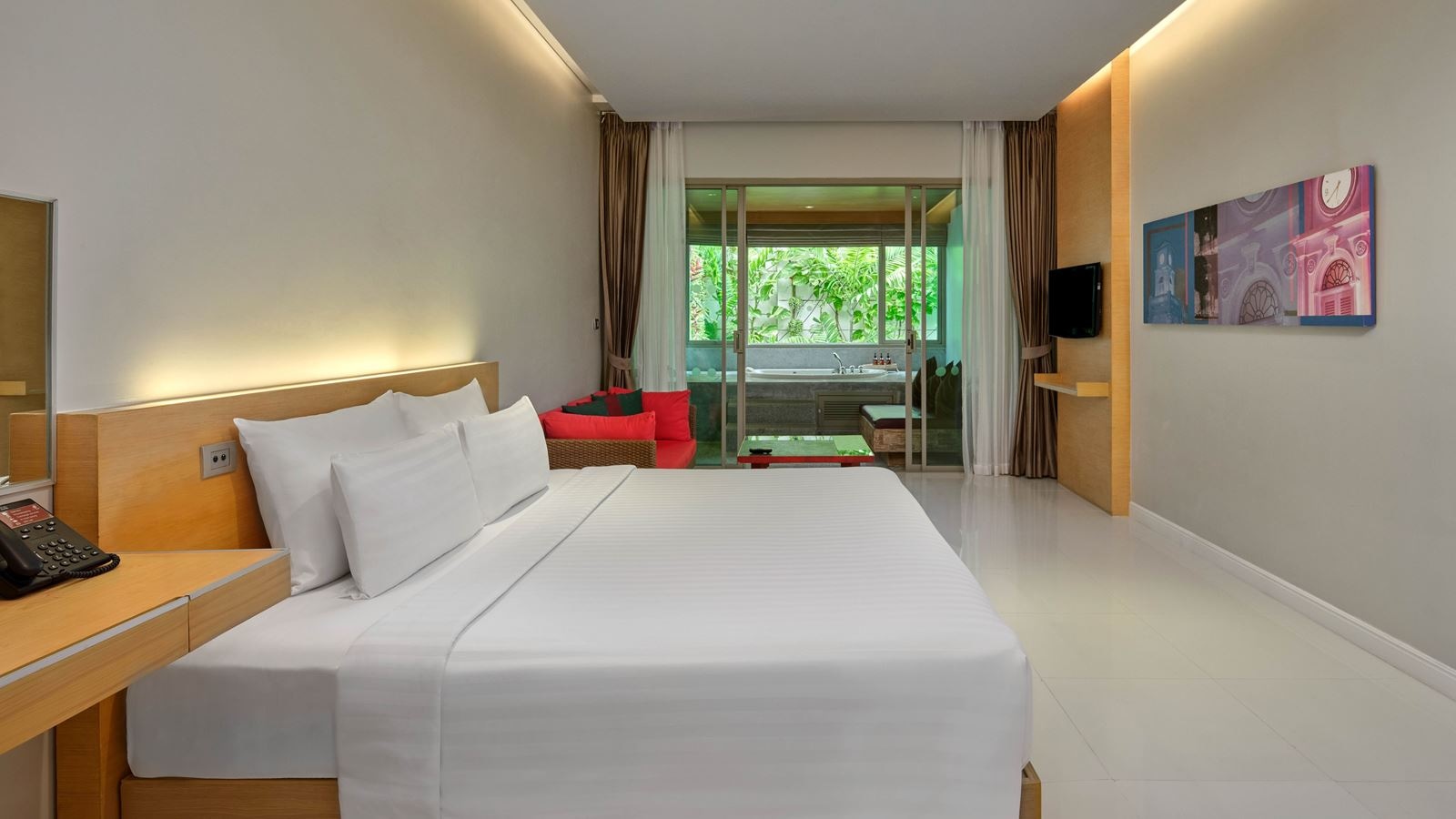 rooms-deluxe-jacuzzi