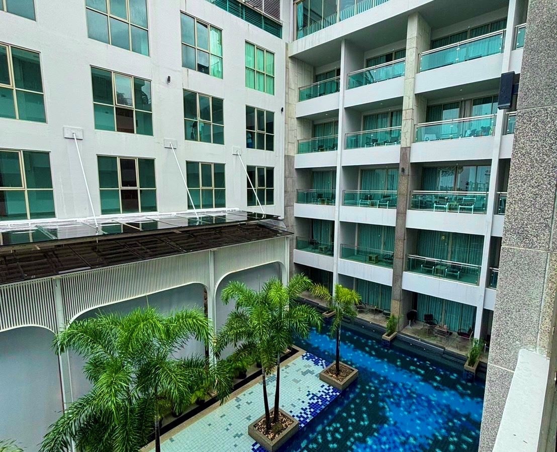 rooms-deluxe-urban-room