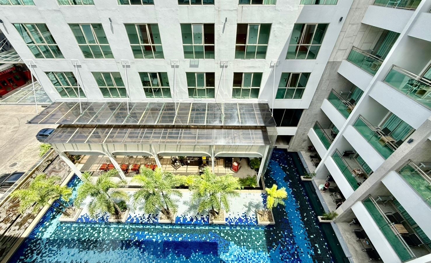 rooms-deluxe-urban-room