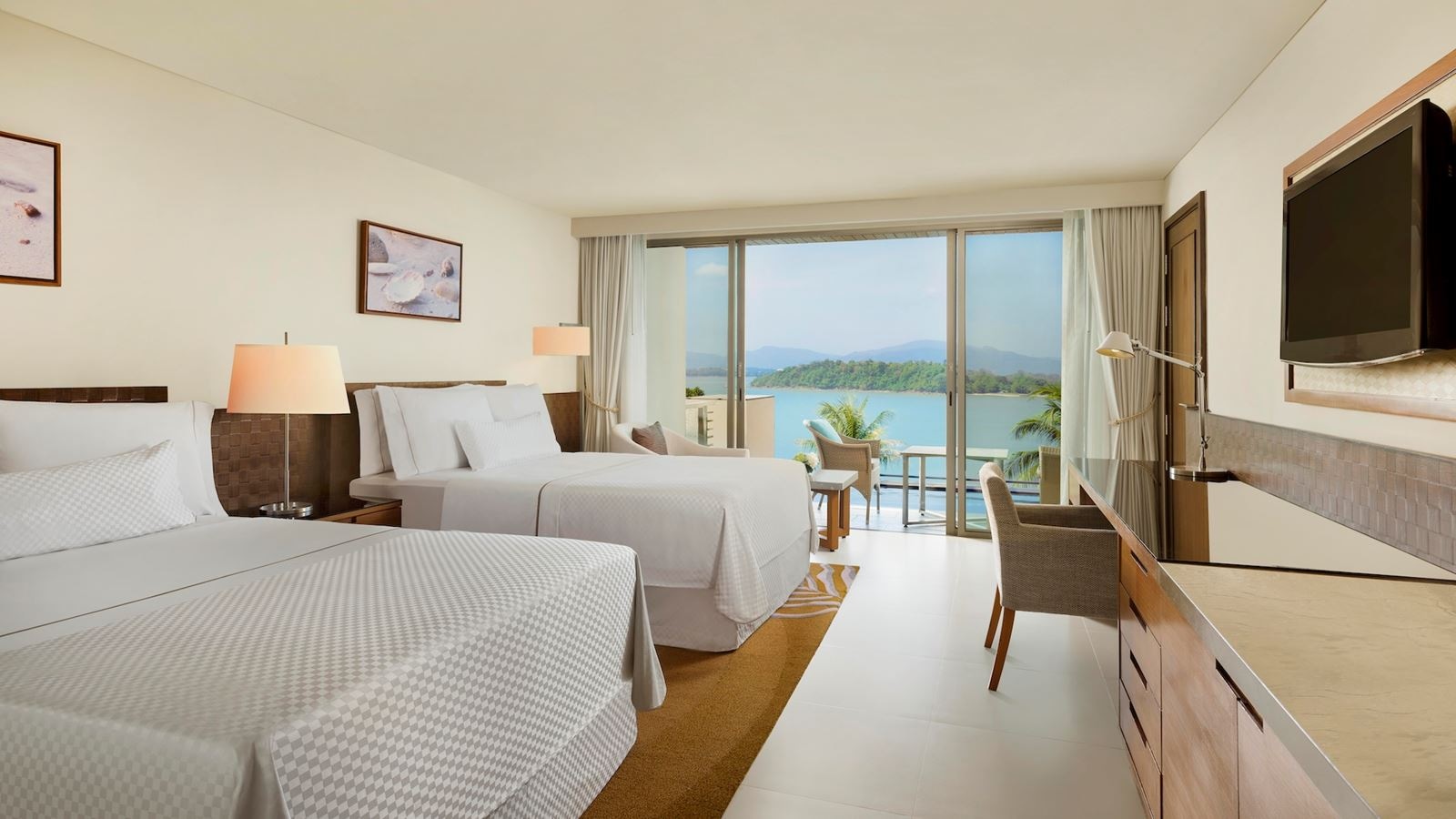 rooms-deluxe-sea-view-pool-access