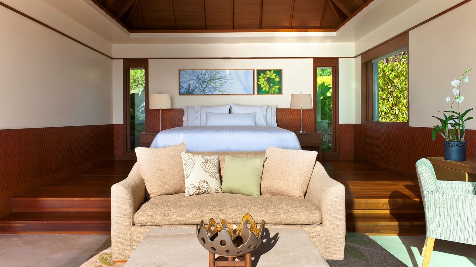 rooms-sala-pool-villa-seaview