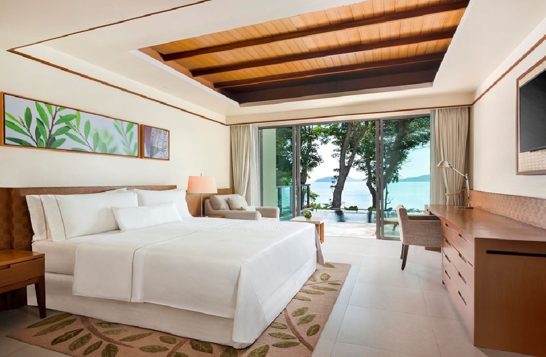 rooms-3-bedroom-sala-pool-villa