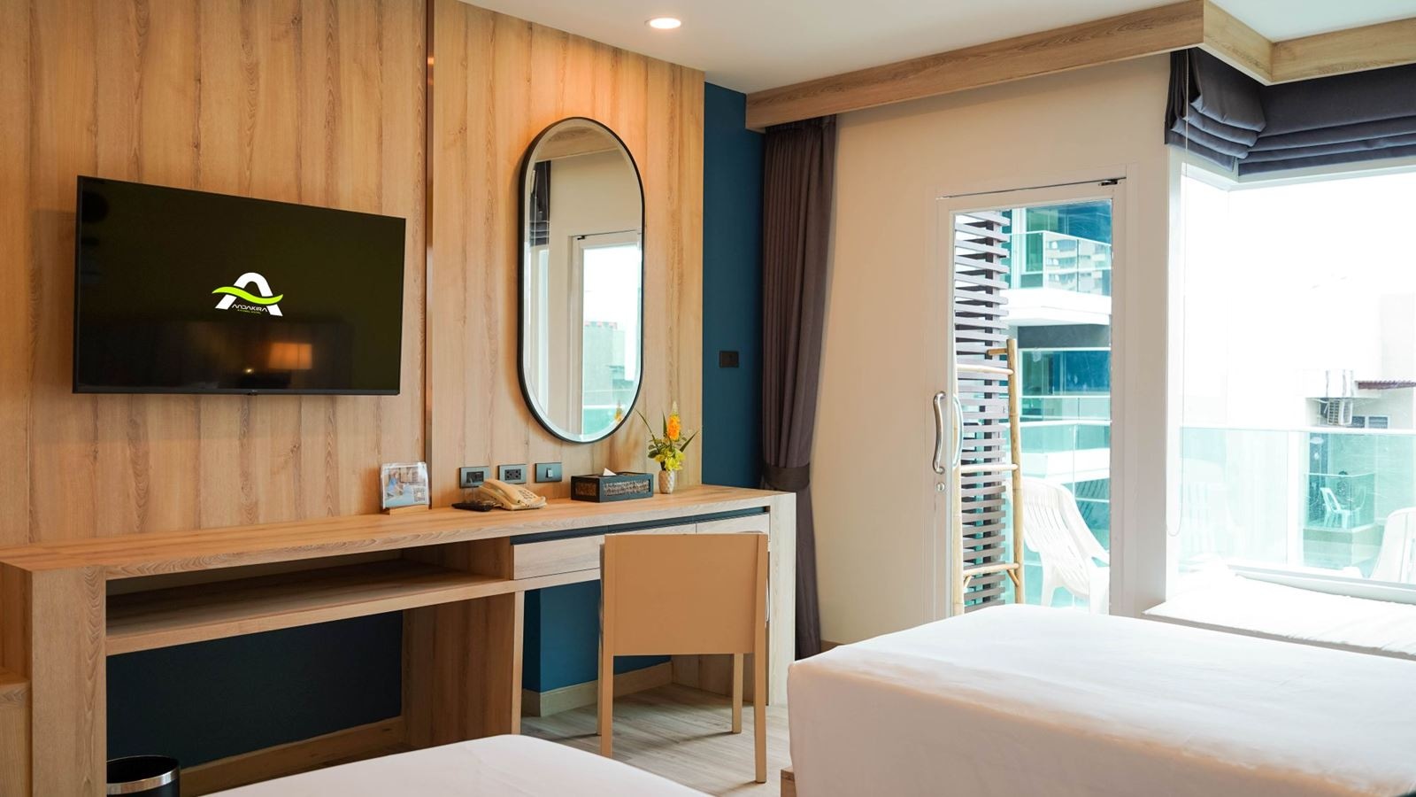 rooms-deluxe-room
