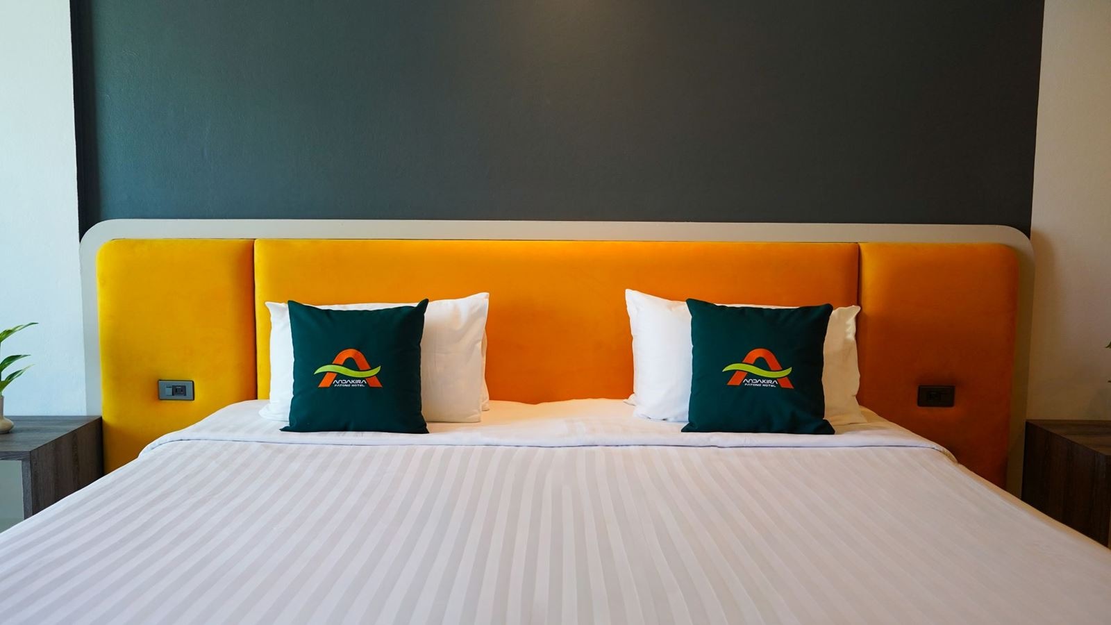 rooms-grand-deluxe