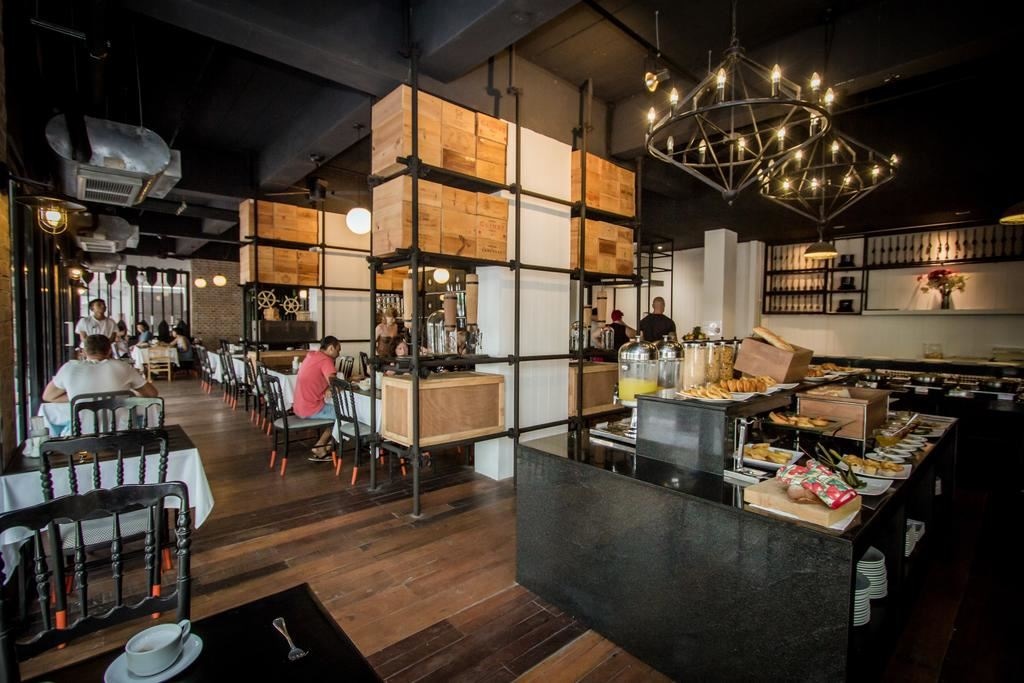 restaurants-mama-restaurant