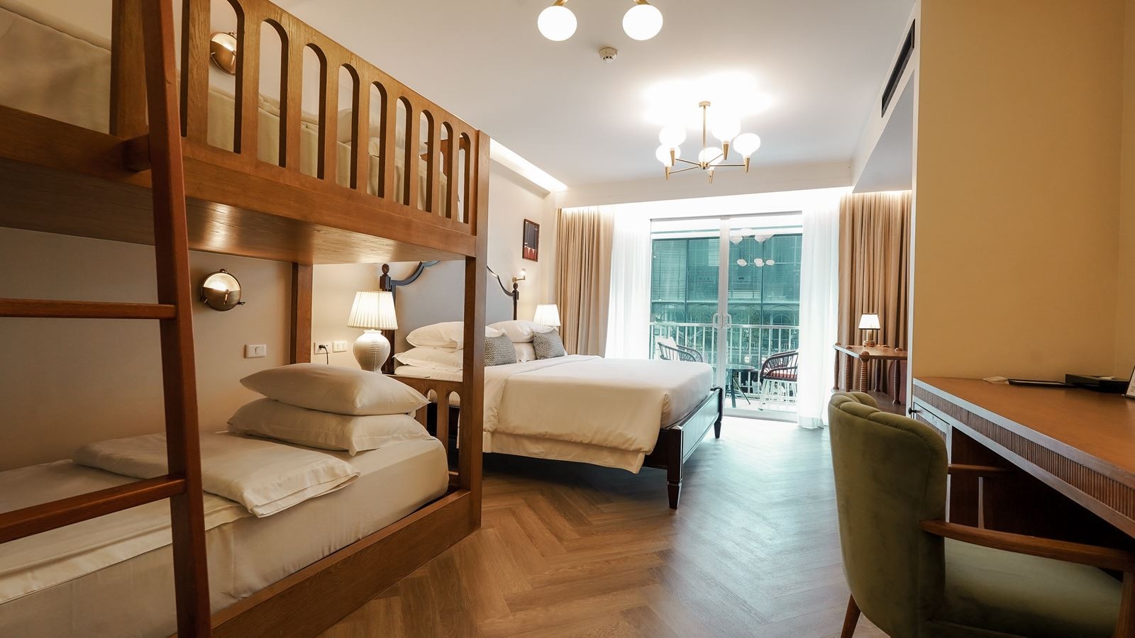 rooms-family-room