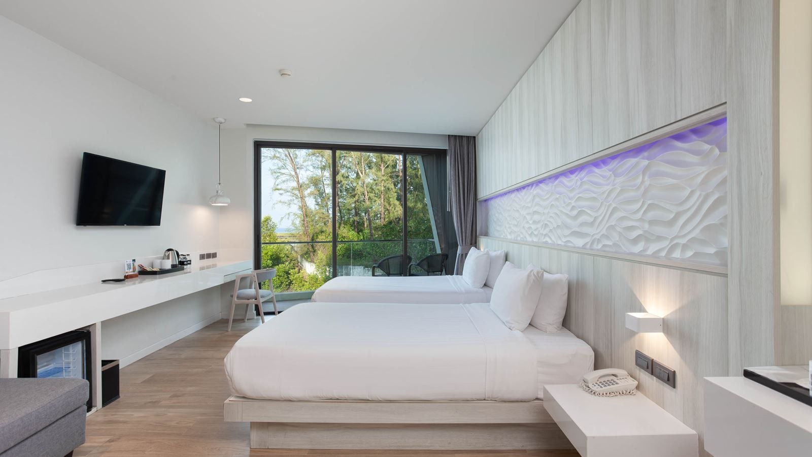 rooms-deluxe-seaview