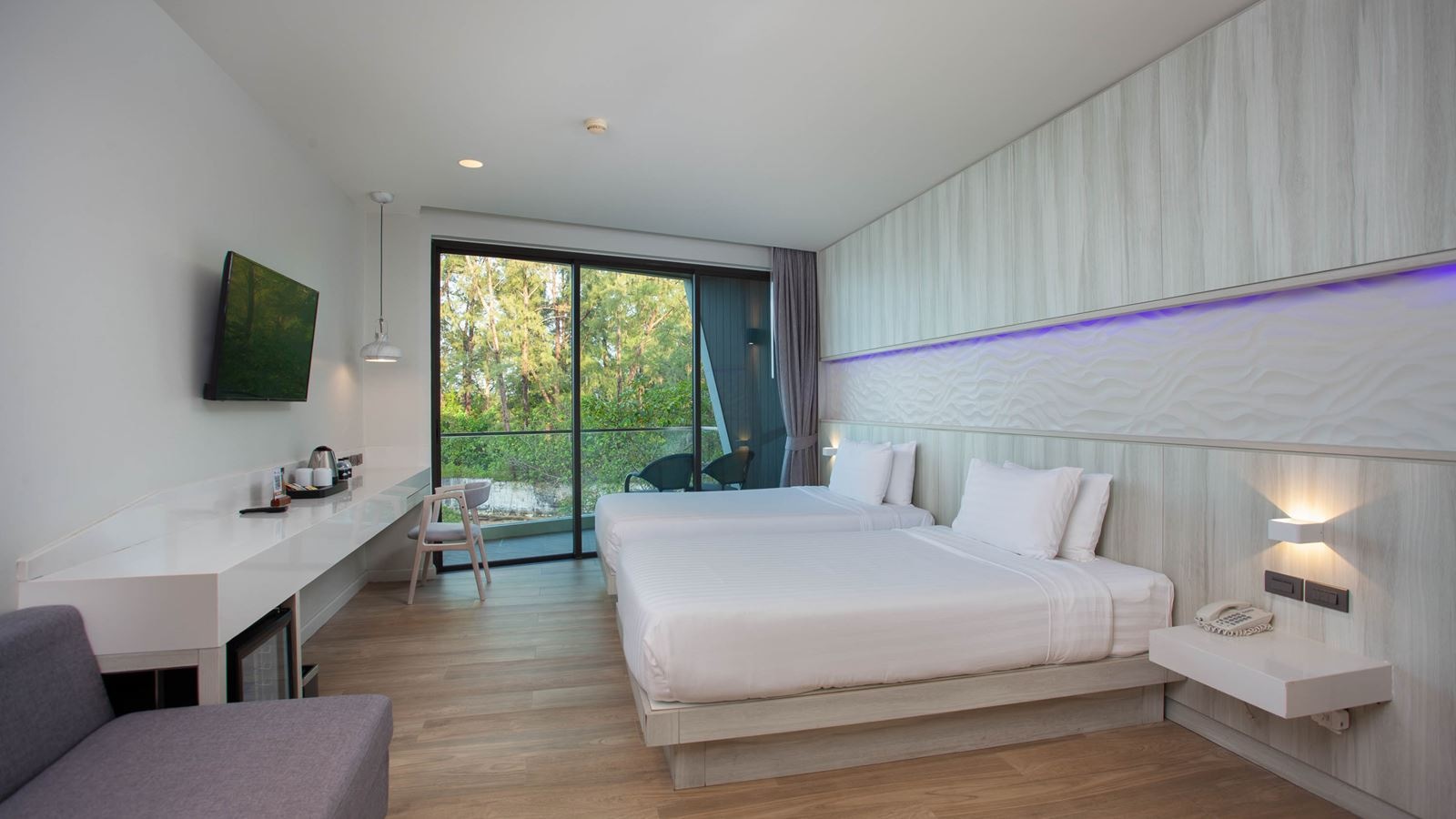 rooms-deluxe-seaview