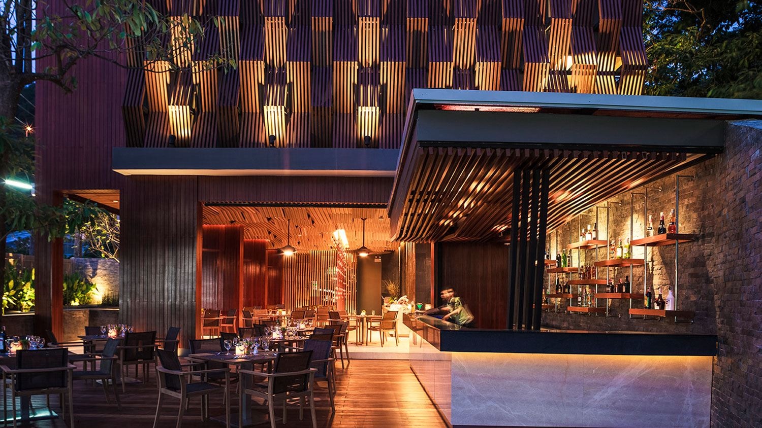 restaurants-gusto-restaurant